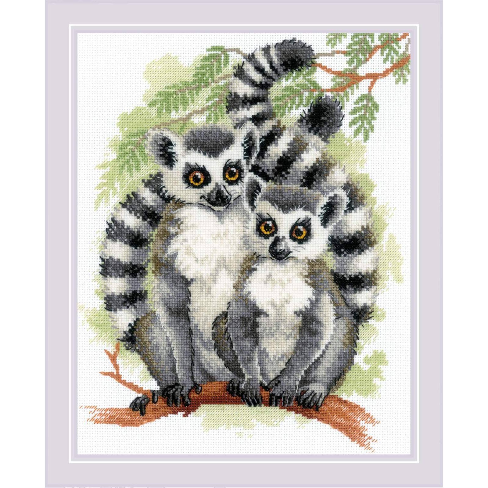 RIOLIS Lemurs Counted Cross Stitch Kit