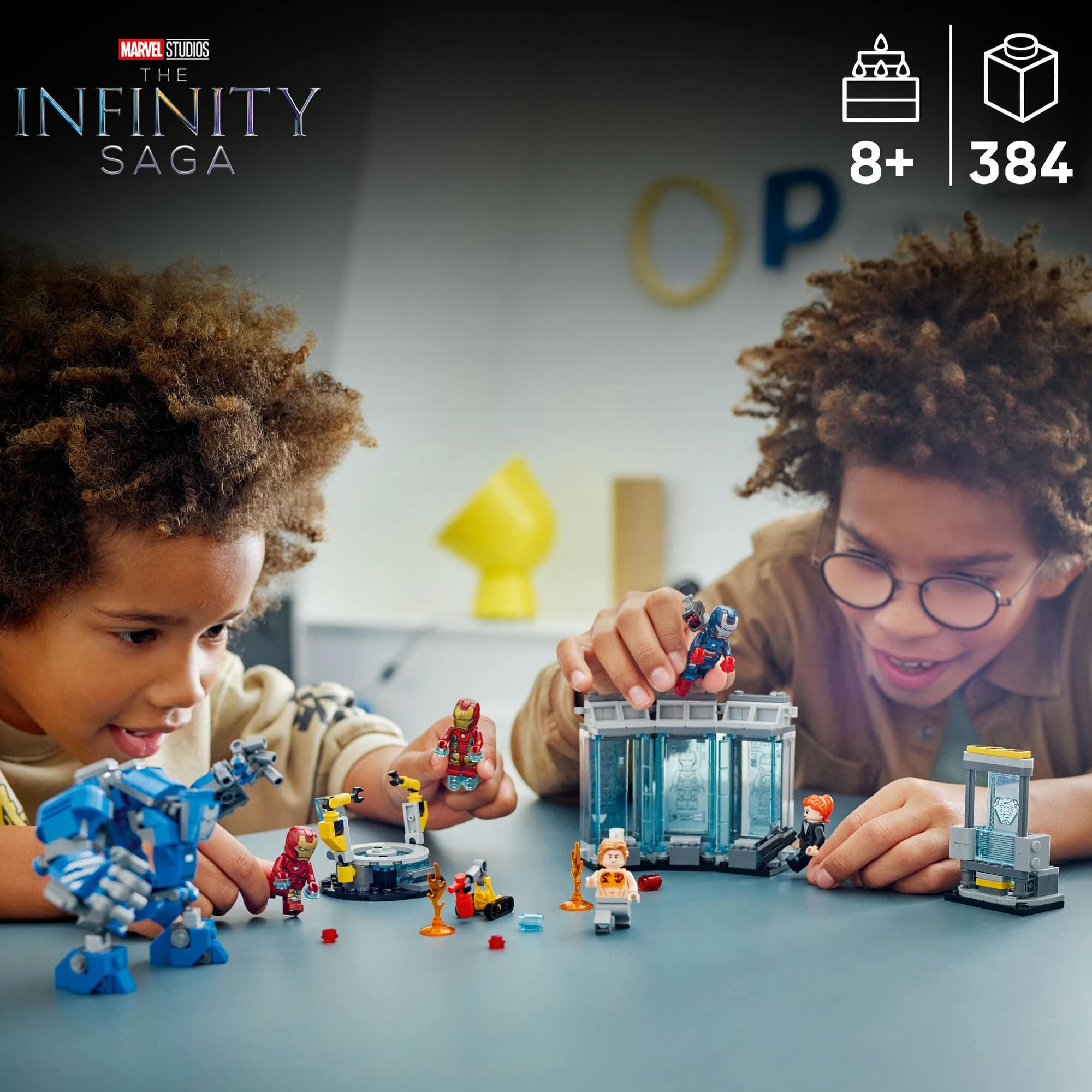 LEGO&#xAE; Marvel Iron Man&#x2019;s Laboratory: Hall of Armor with Minifigures 76315