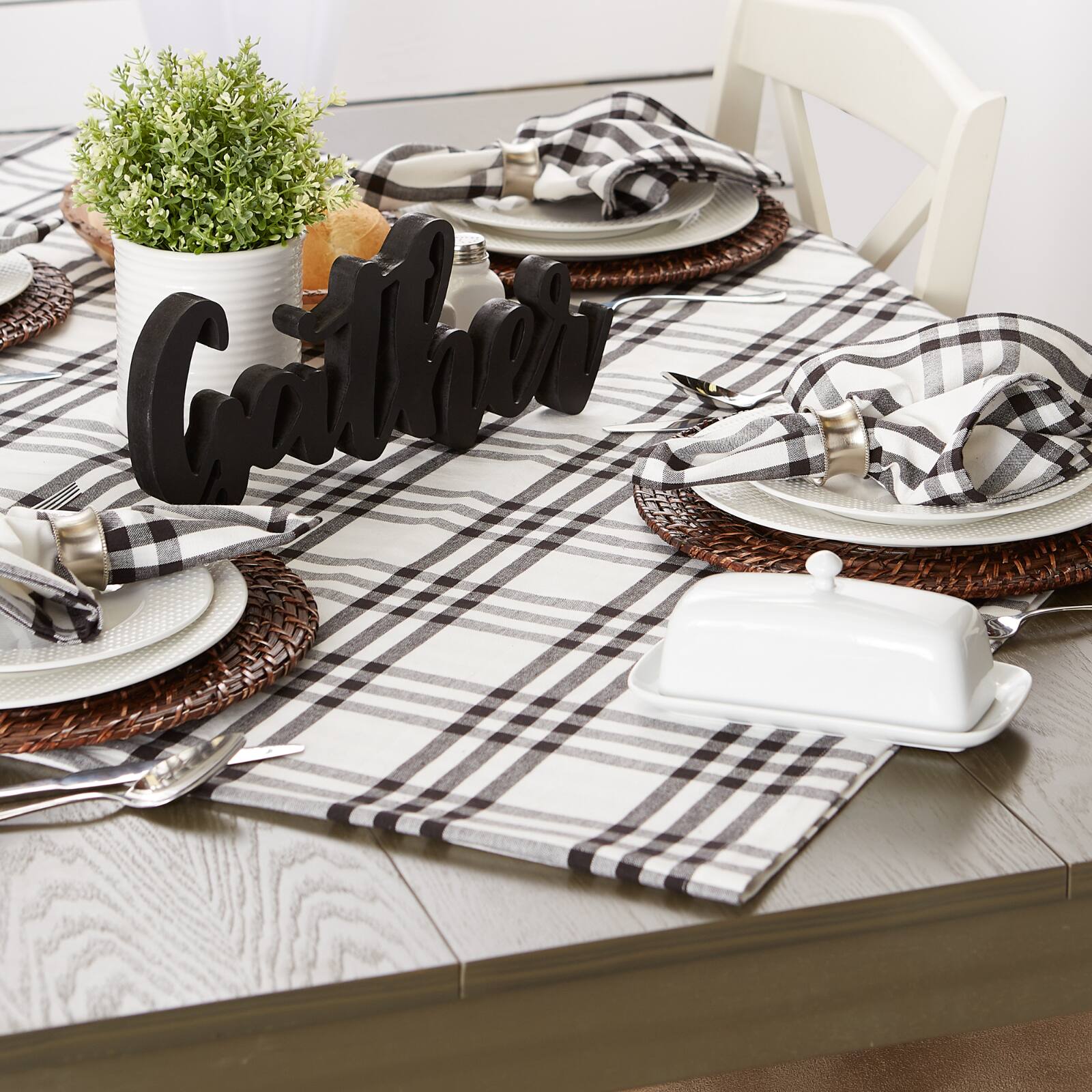DII® Black & White Homestead Plaid Tablecloth