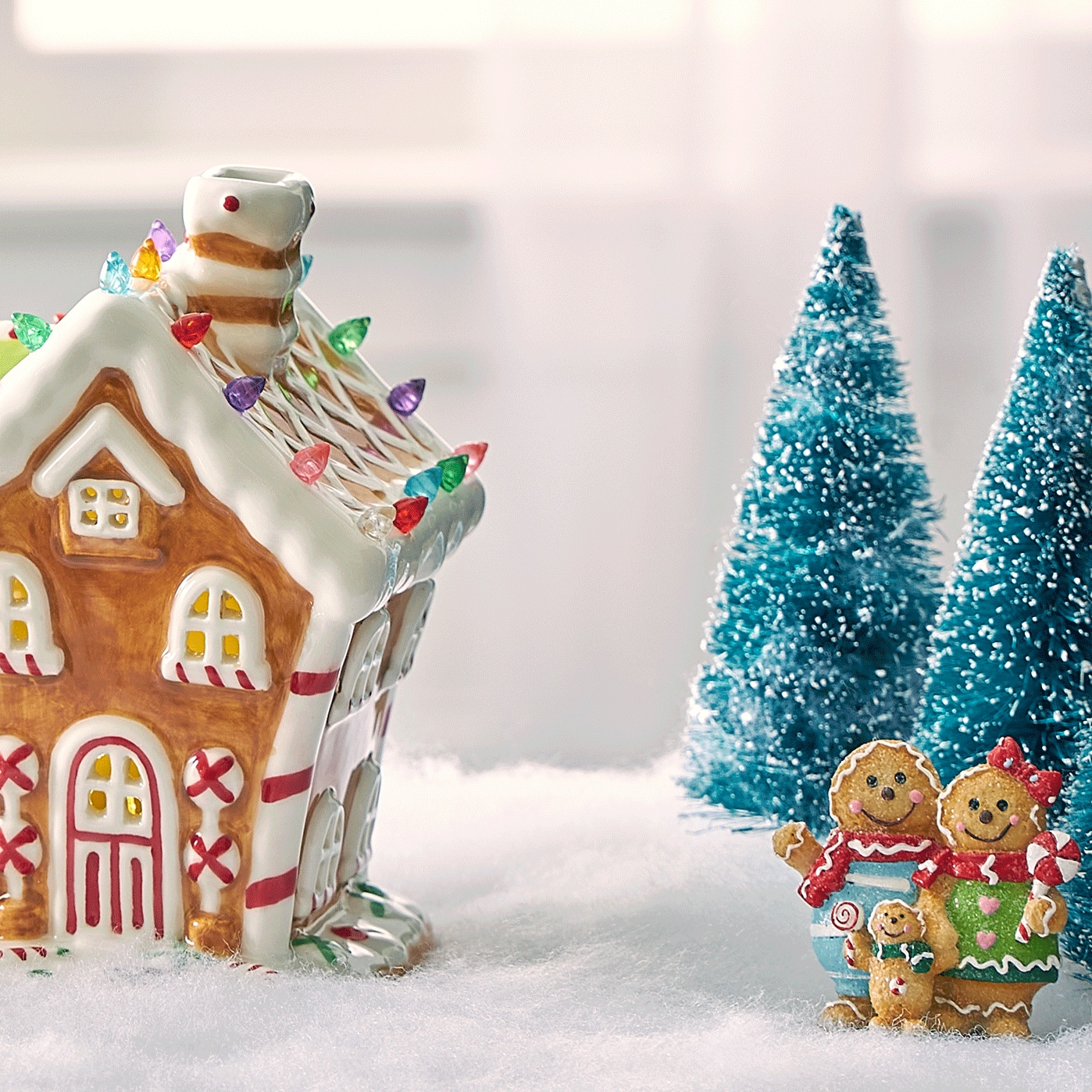 Tiny Treasures Mini Christmas Village Gingerbread
