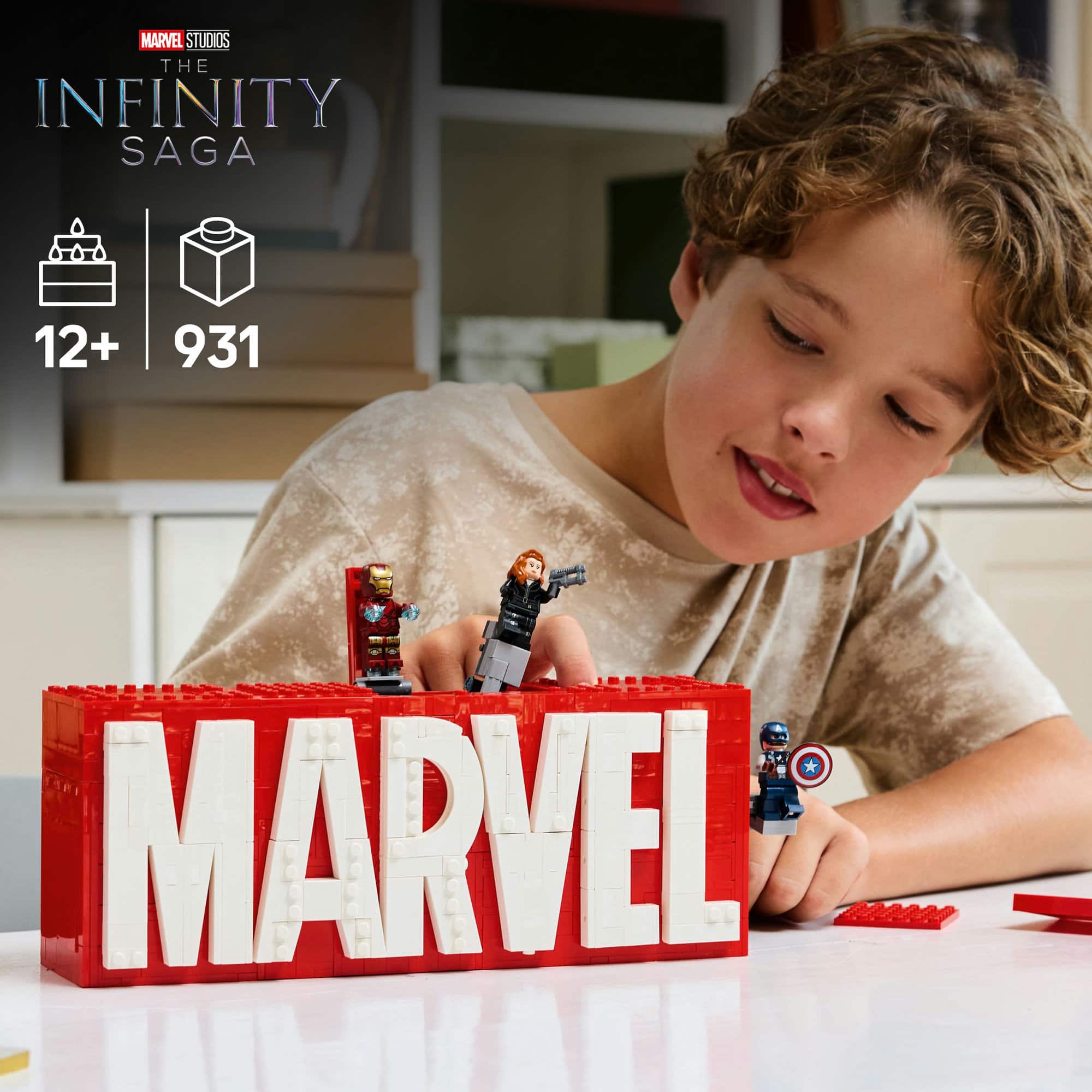 LEGO&#xAE; Marvel: MARVEL Logo &#x26; Minifigures Collectible, Buildable Set 76313