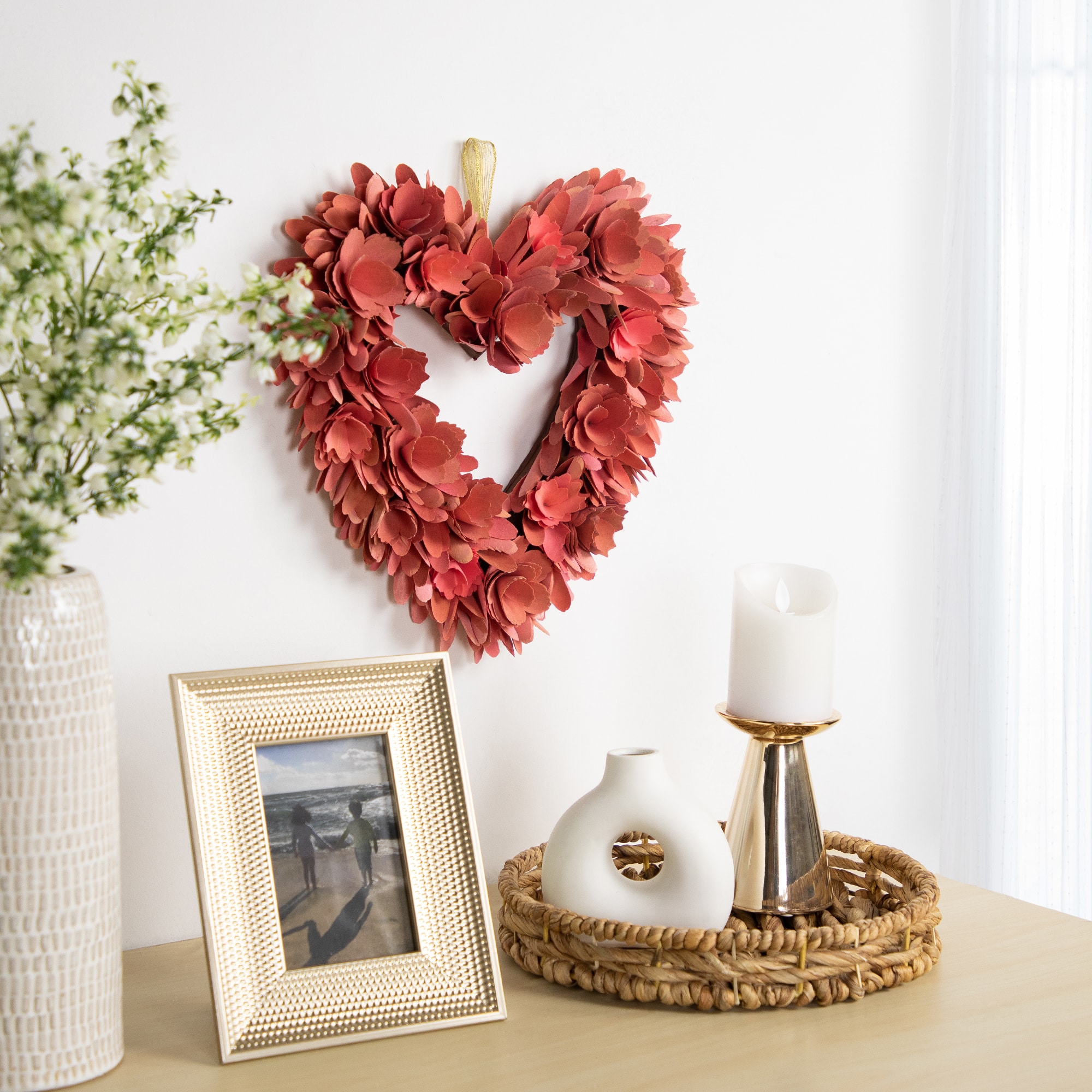 14&#x22; Salmon Pink Valentine&#x27;s Day Wooden Floral Heart Wreath