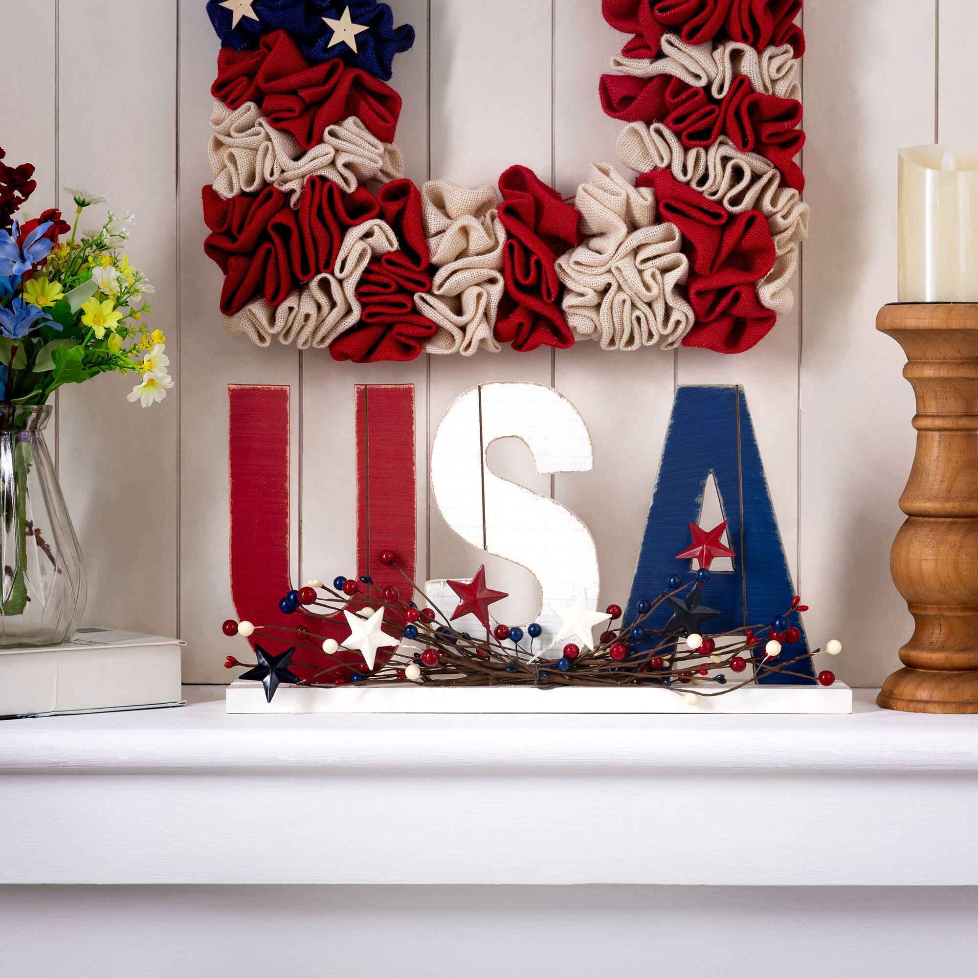 Glitzhome&#xAE; 18&#x22; U.S.A. Wooden Table Decoration