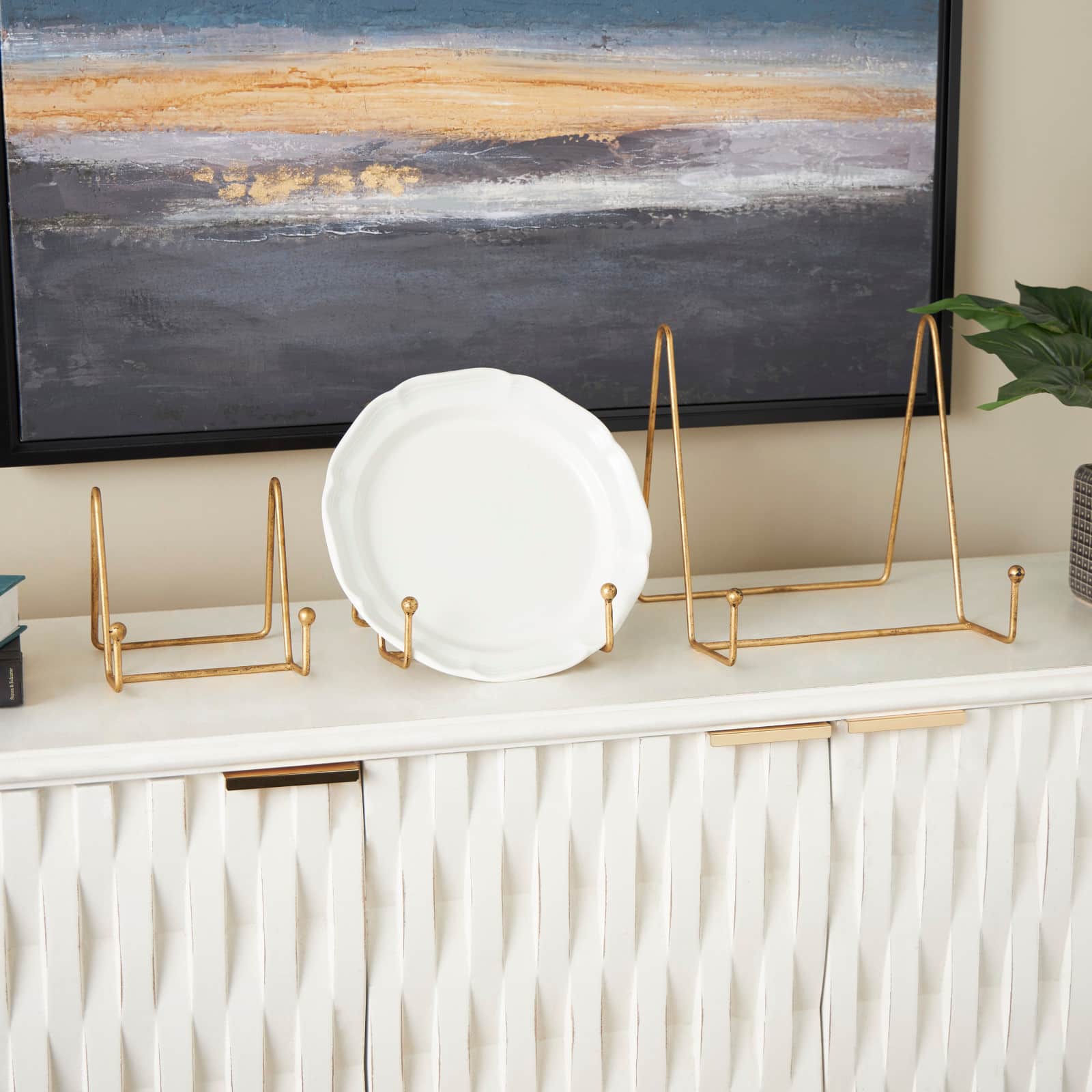 Gold Metal Wide Triangle Display Easel Set