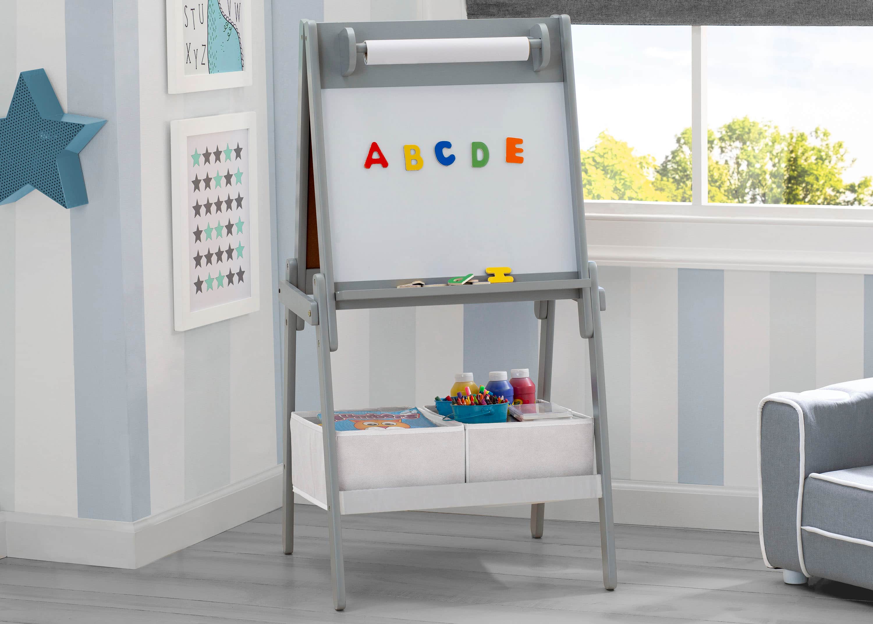 Chelsea Double Sided Storage Easel With Paper & Magnets