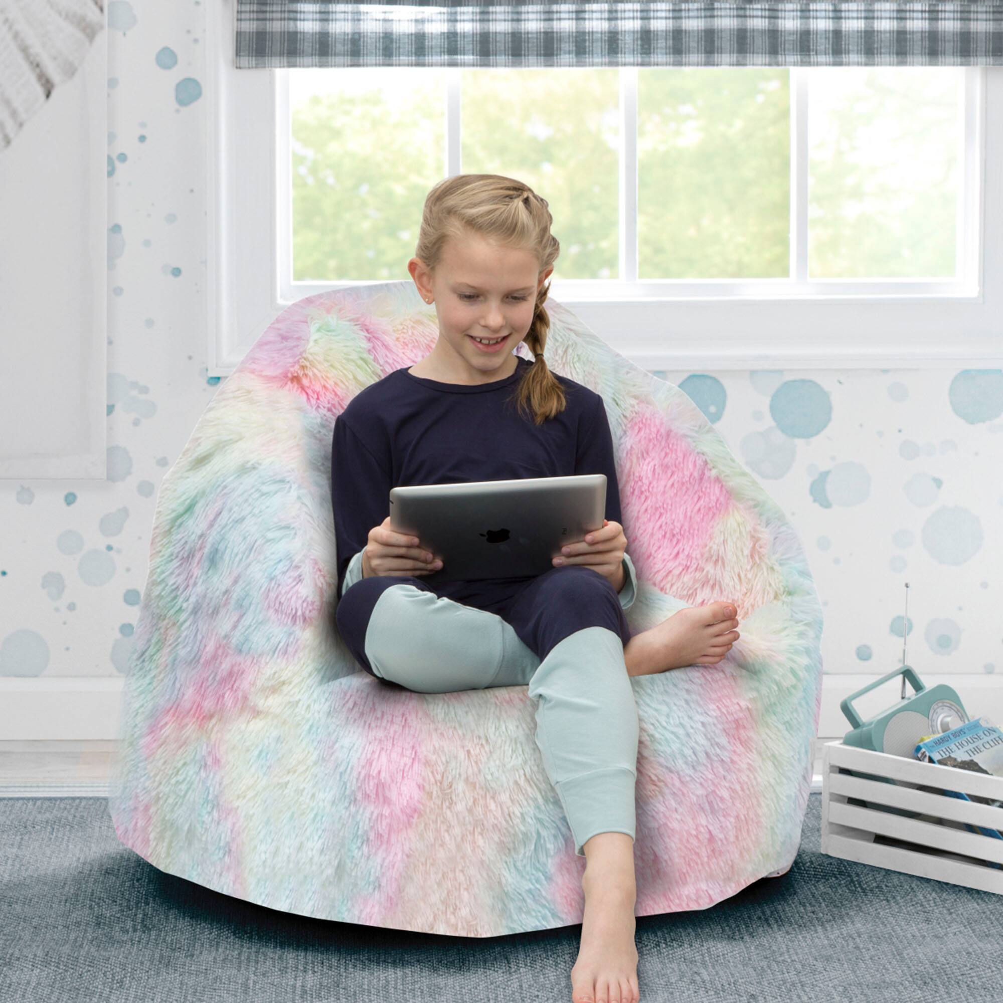 Delta Children 27&#x22; Cozee Fluffy Chair