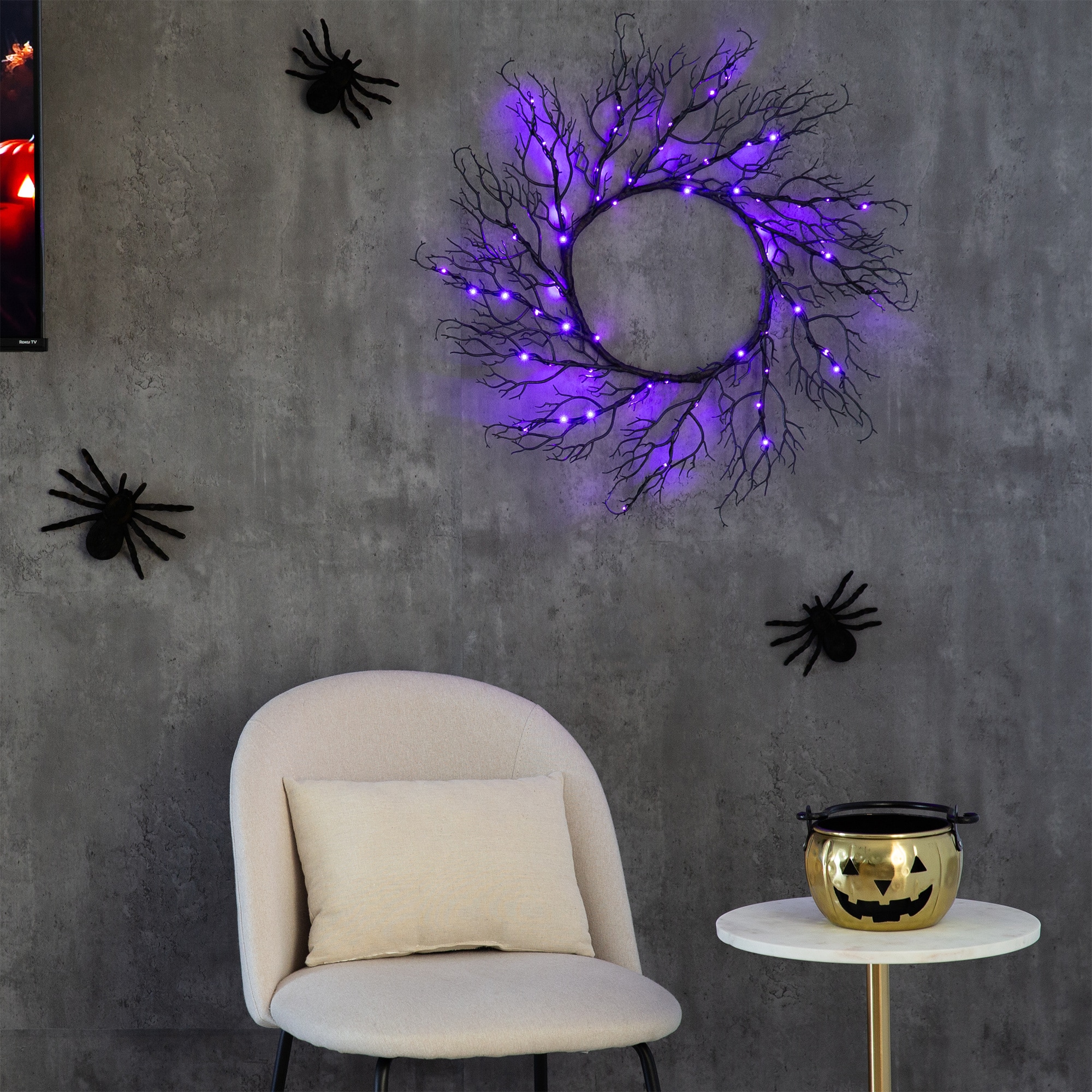 23&#x22; Pre-Lit Halloween Black Wreath