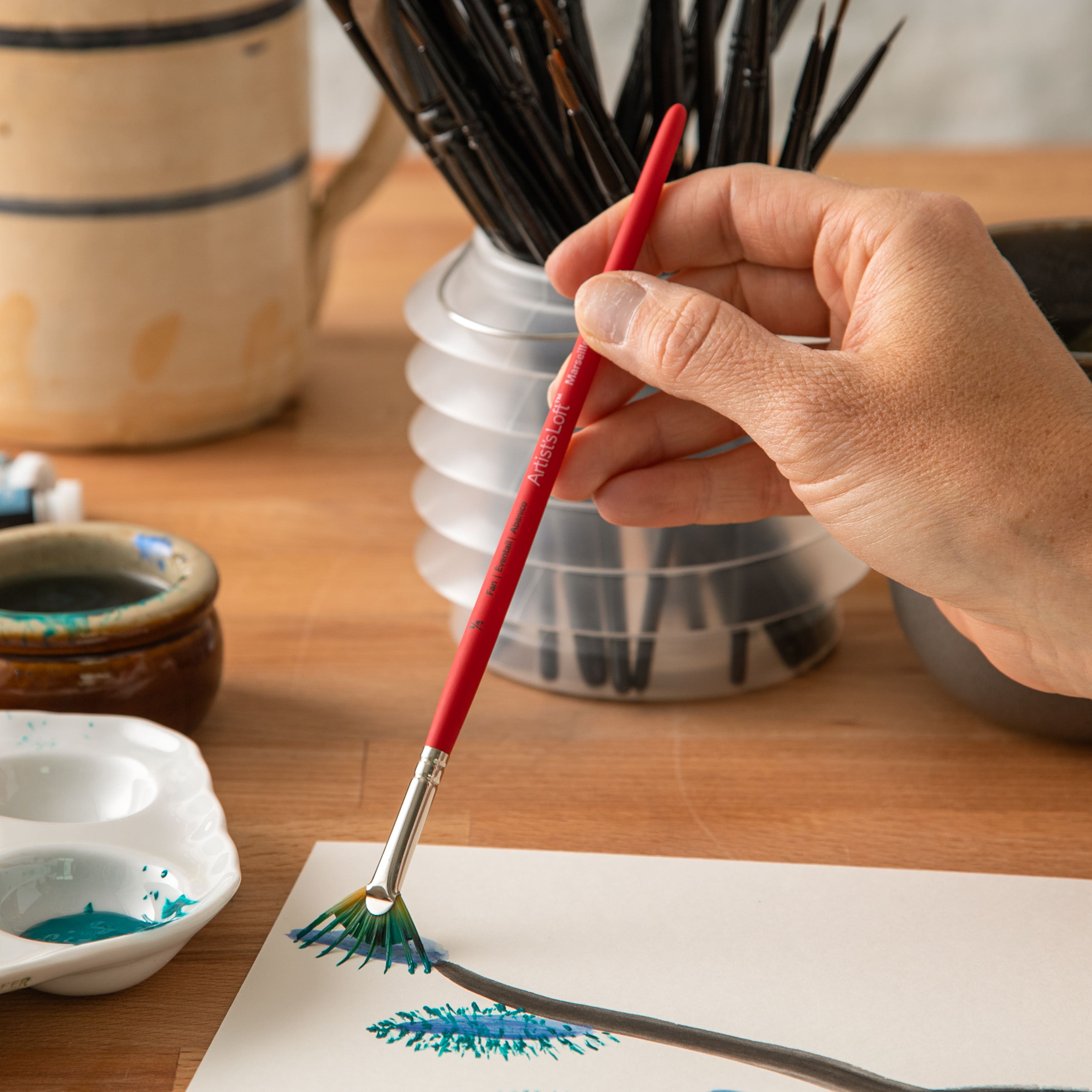 Marseille Wisp Fan Brush by Artist's Loft