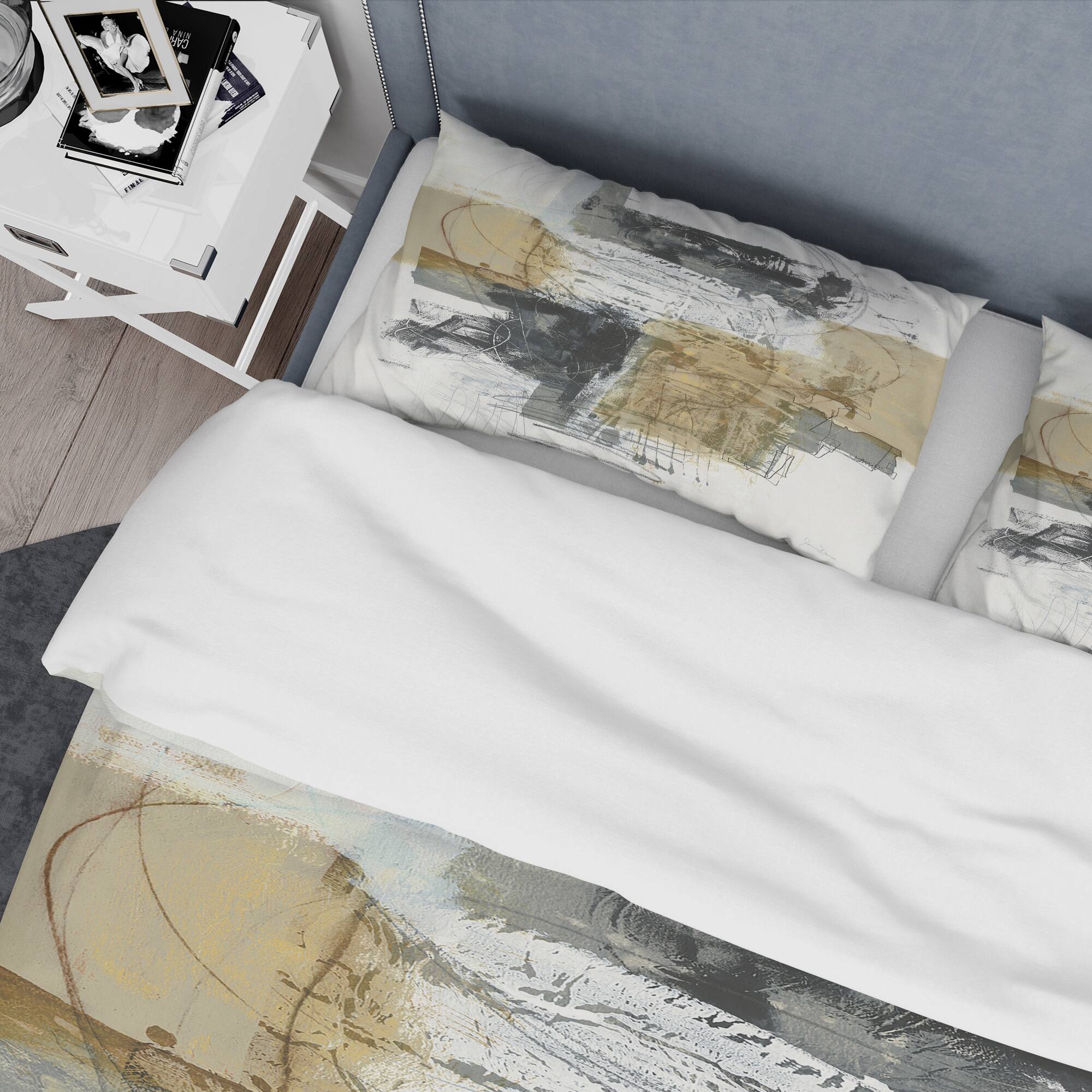 Designart 'Glam Cream Dream II' Glam Bedding Set - Duvet Cover & Shams