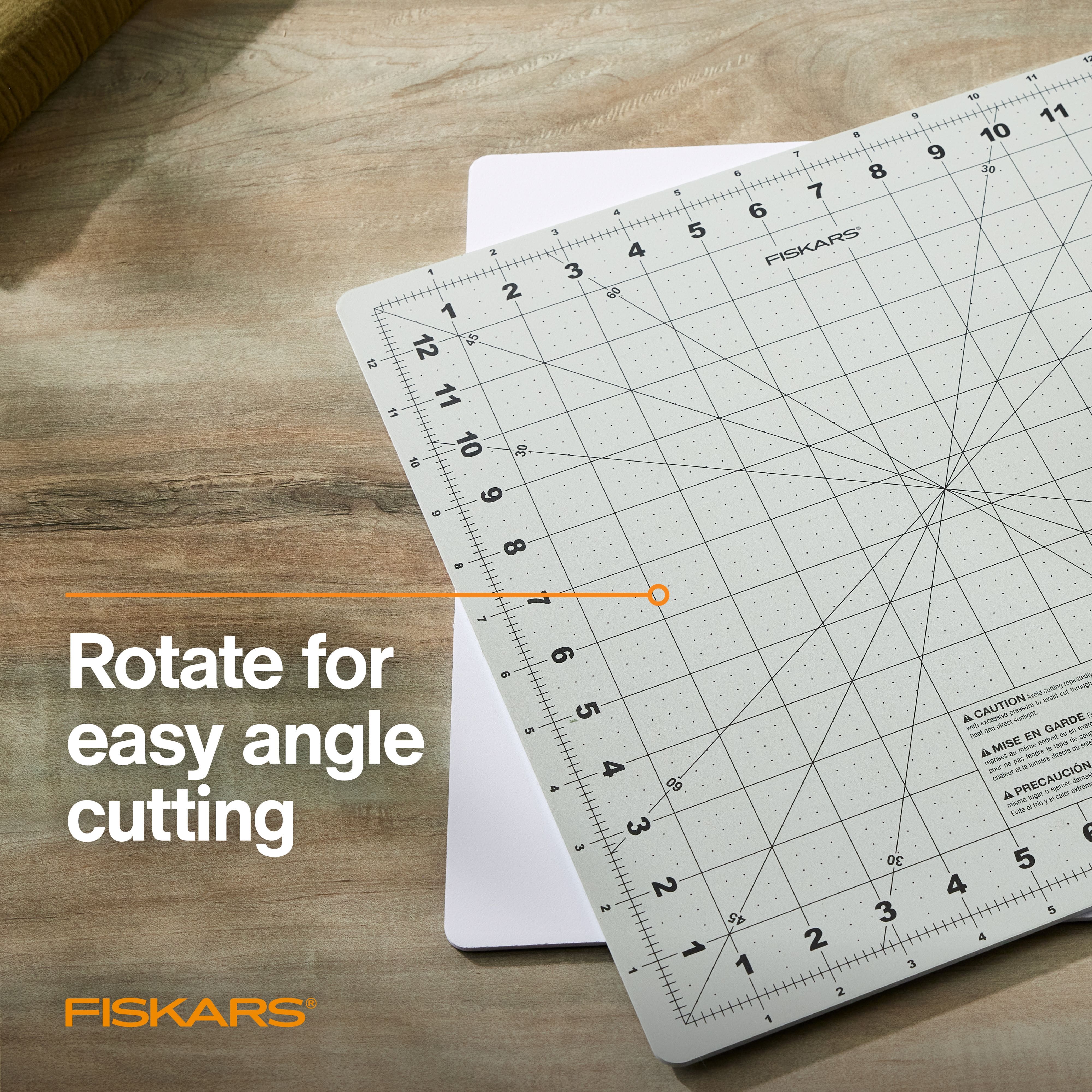 Fiskars&#xAE; Rotating Cutting Mat