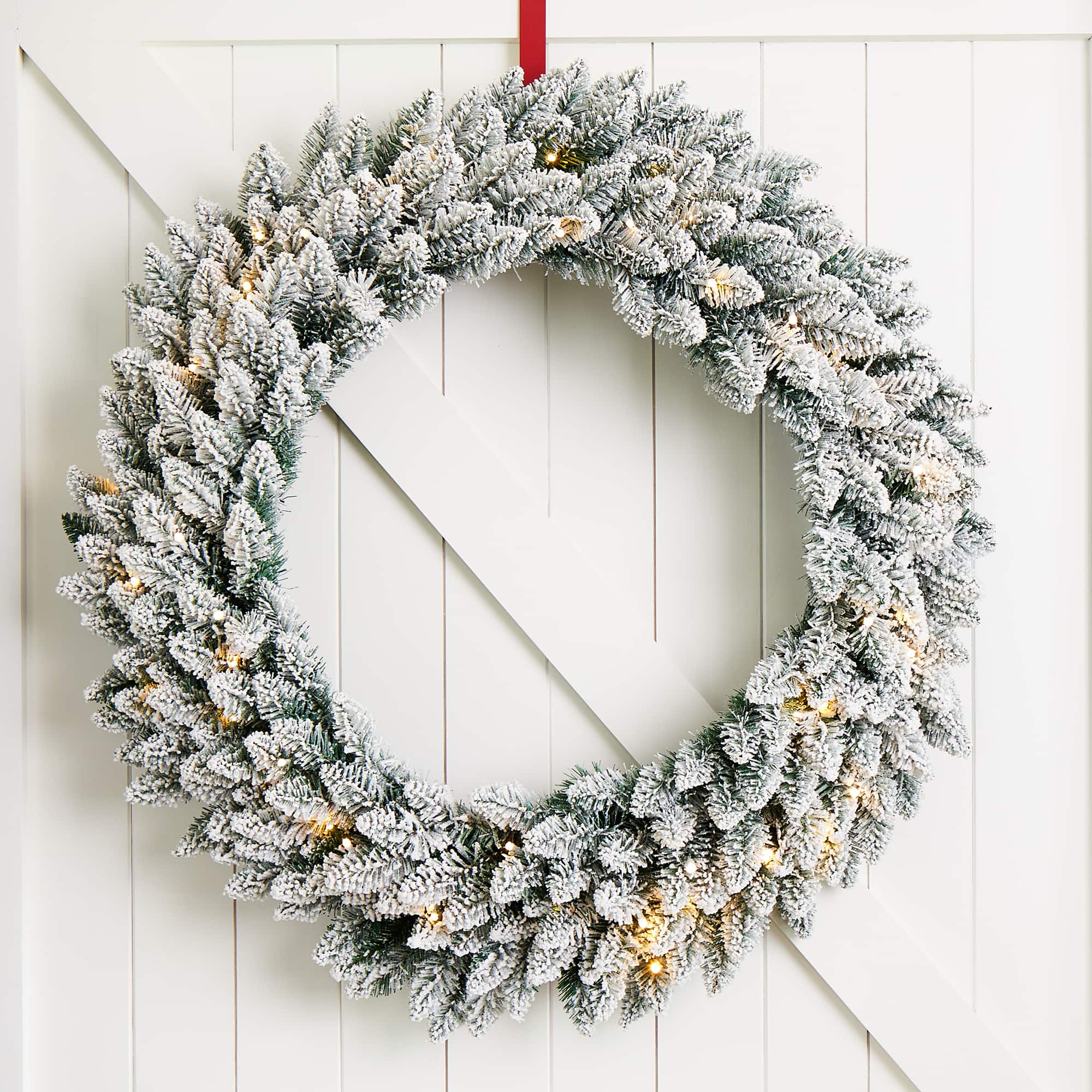 Glitzhome® 36" Pre-Lit Snow Flocked Christmas Wreath, Warm White Lights