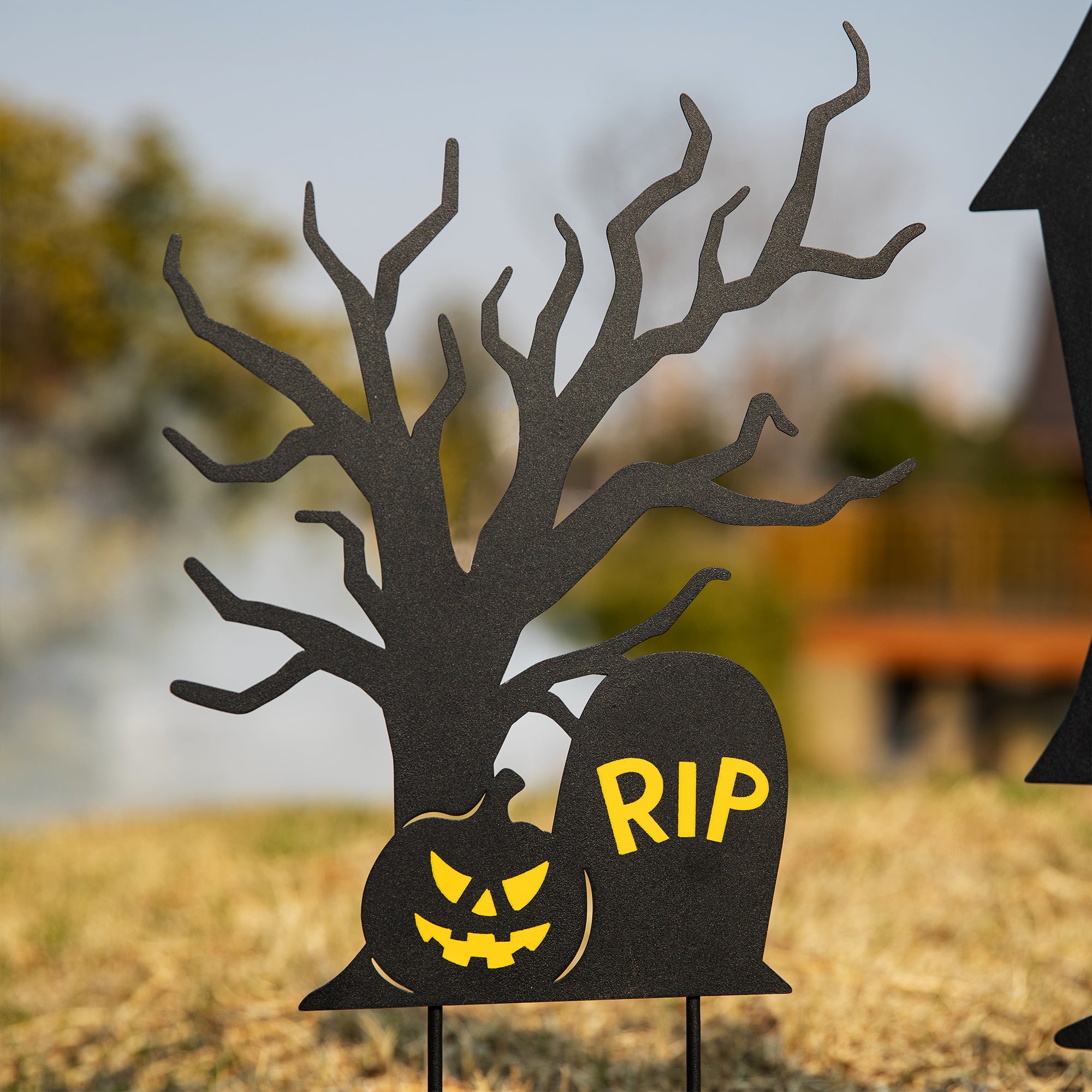 Glitzhome&#xAE; 2ft. Halloween Metal Silhouette Haunted House and Ghost Tree Yard Stake Set