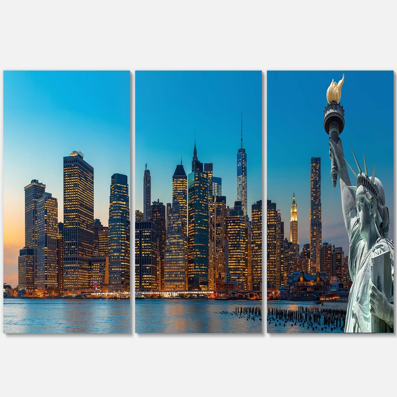 Designart - Evening New York City Skyline Panorama - Extra Large Canvas Art Print