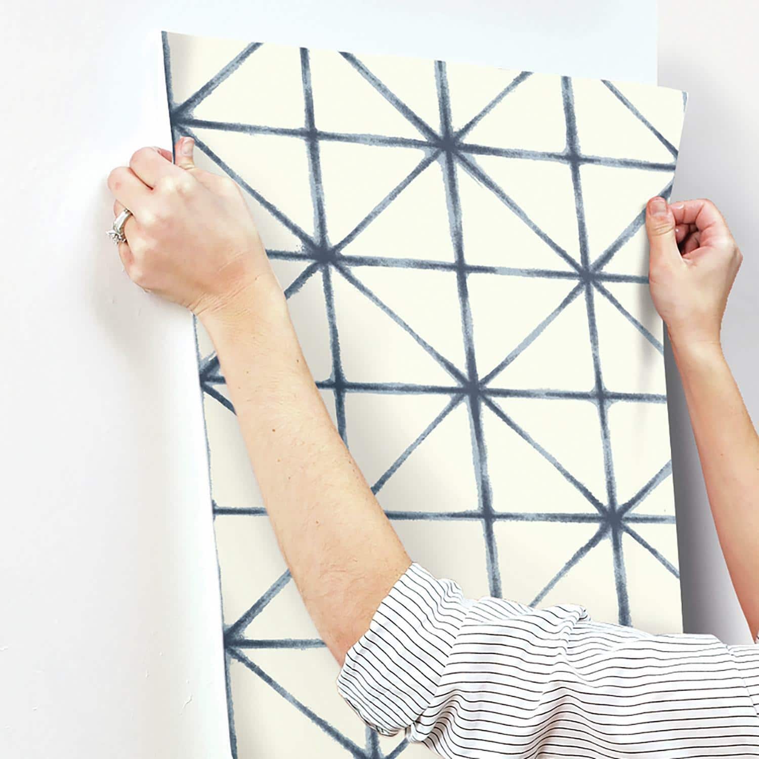 RoomMates Modern Abstract Peel & Stick Wallpaper