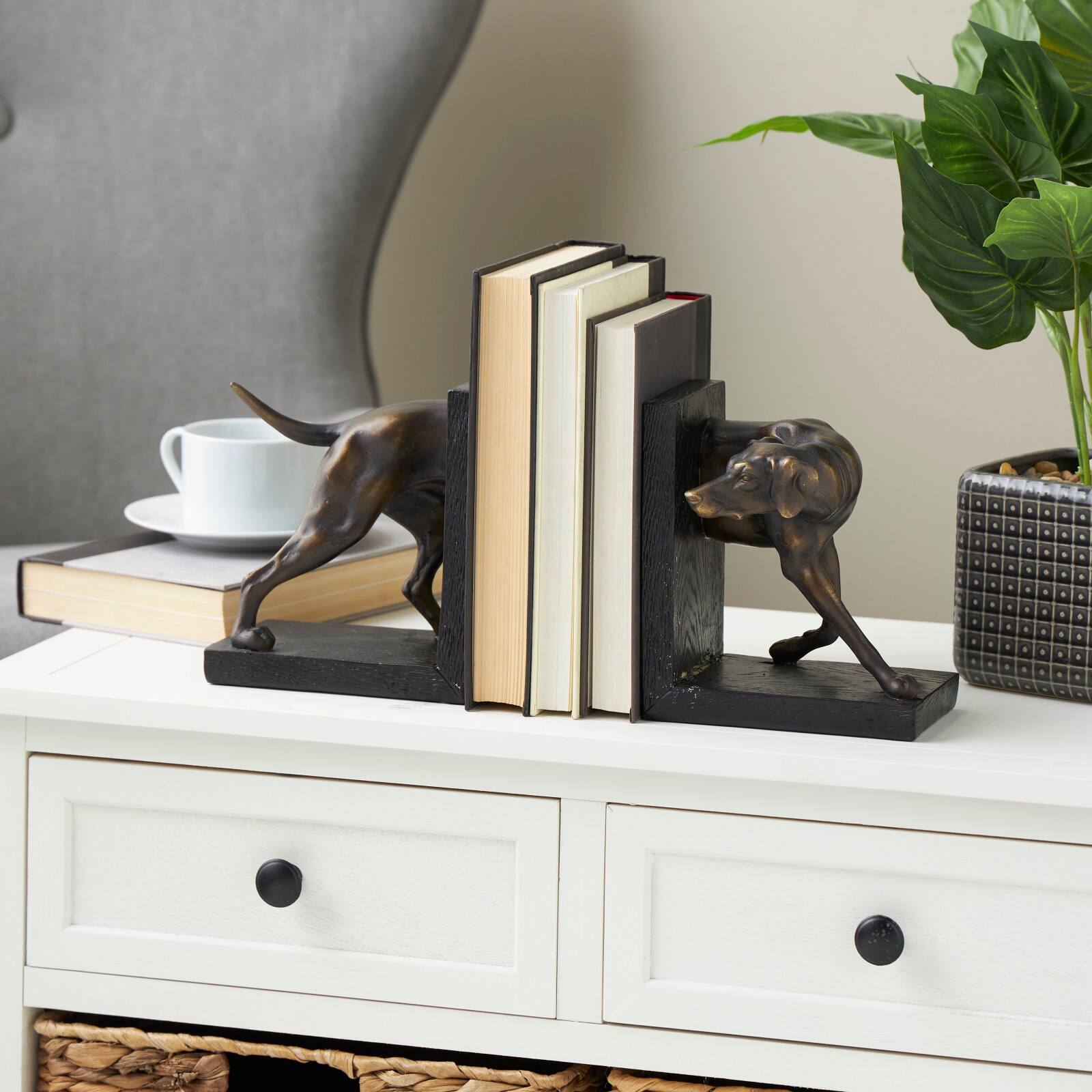 7&#x22; Black Greyhound Decorative Bookend Set