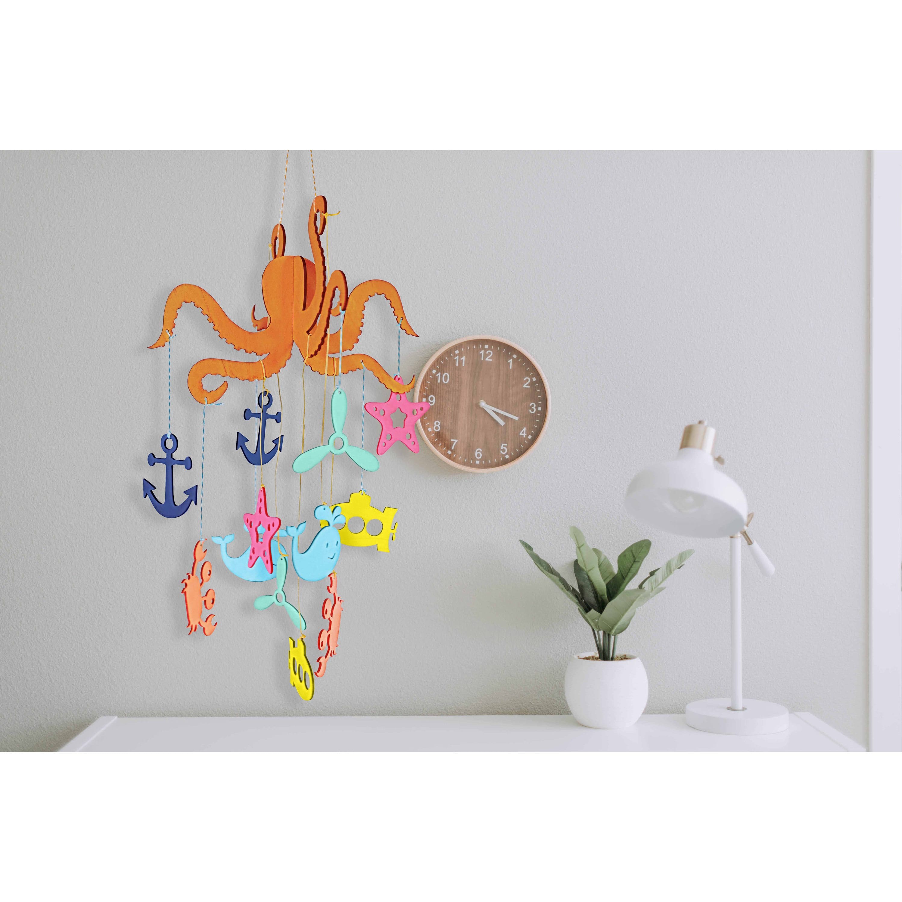 Leisure Arts&#xAE; Beach Wood Mobile