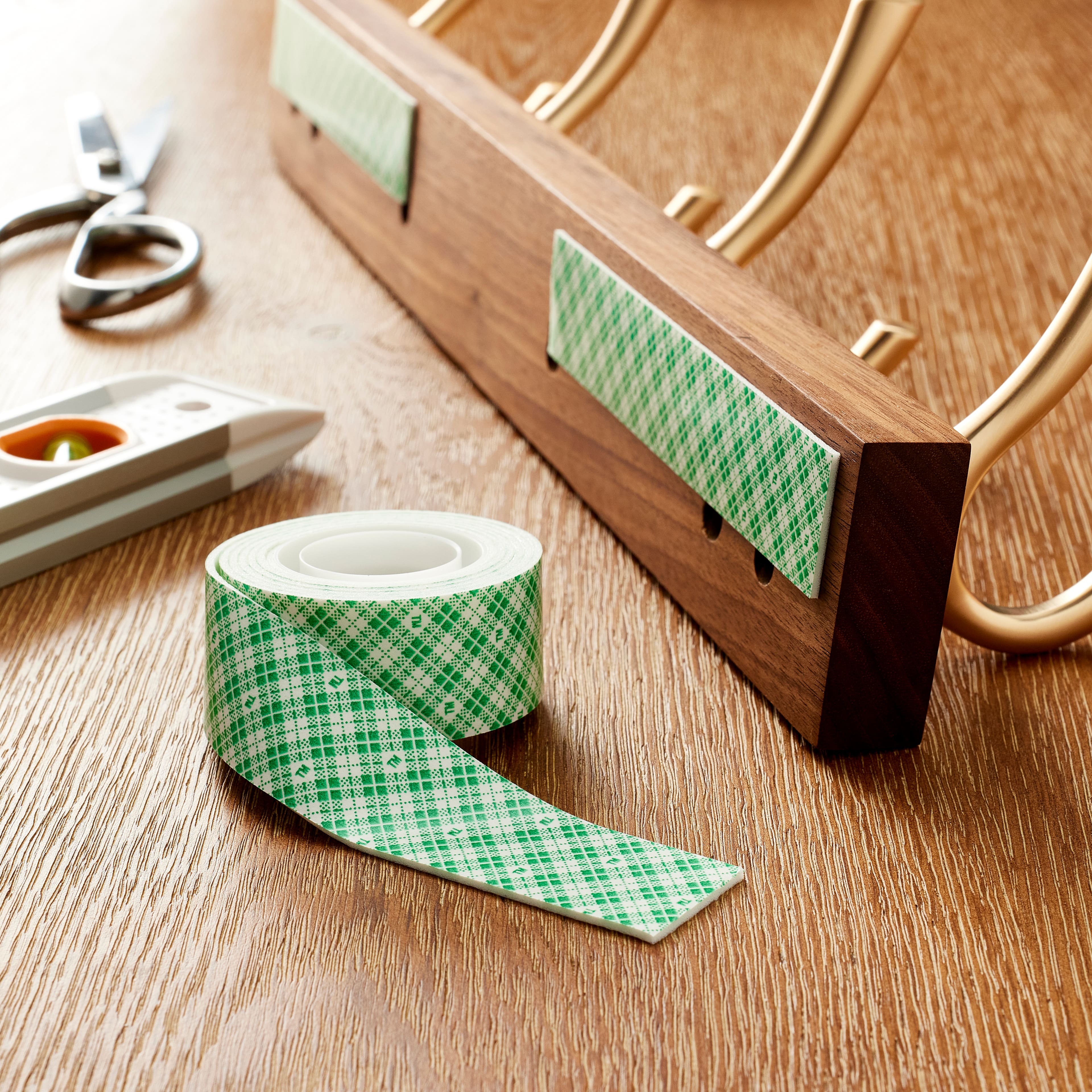 Scotch® Mount™ Indoor Double-Sided Mounting Tape