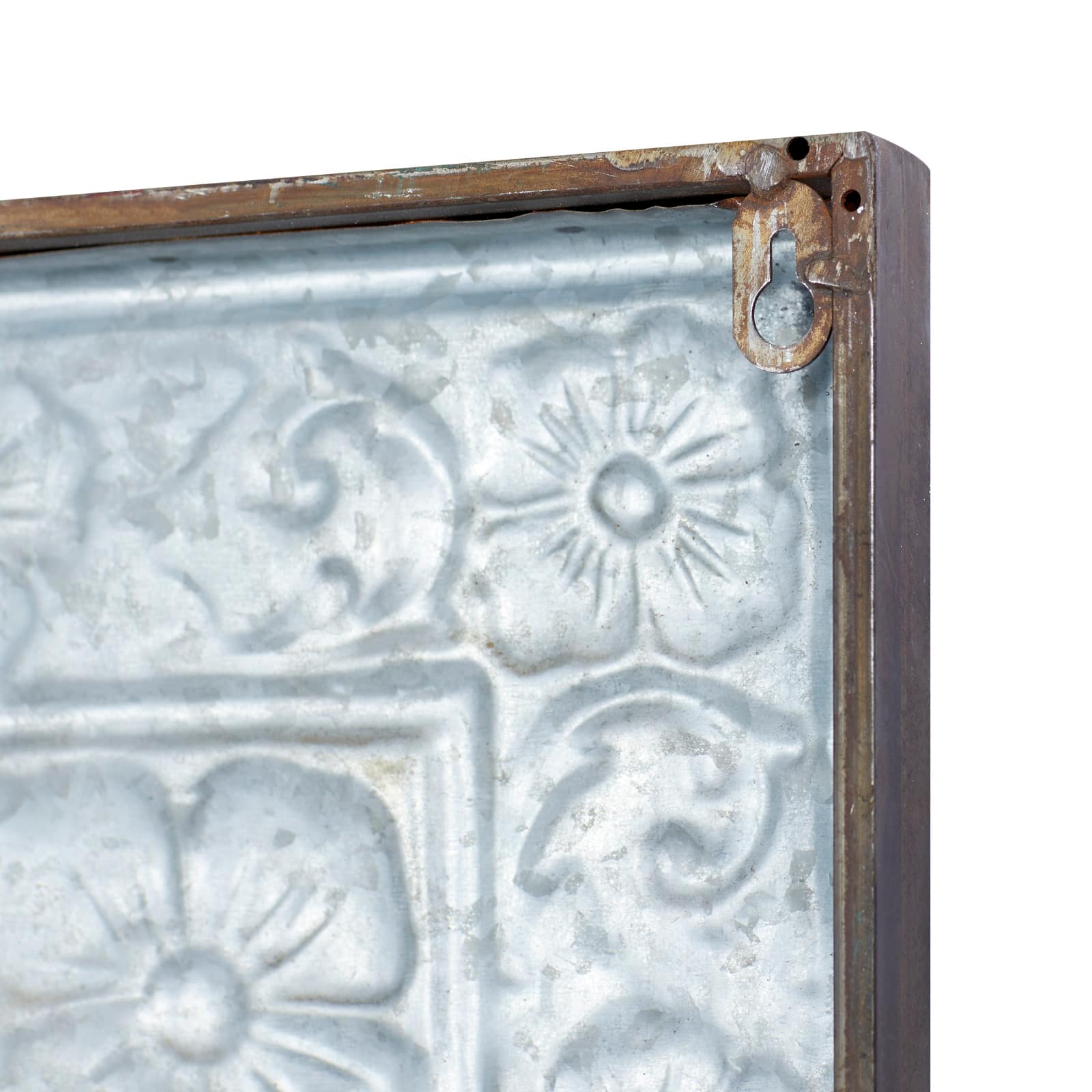 36&#x22; Gray Metal Rustic Floral Wall D&#xE9;cor