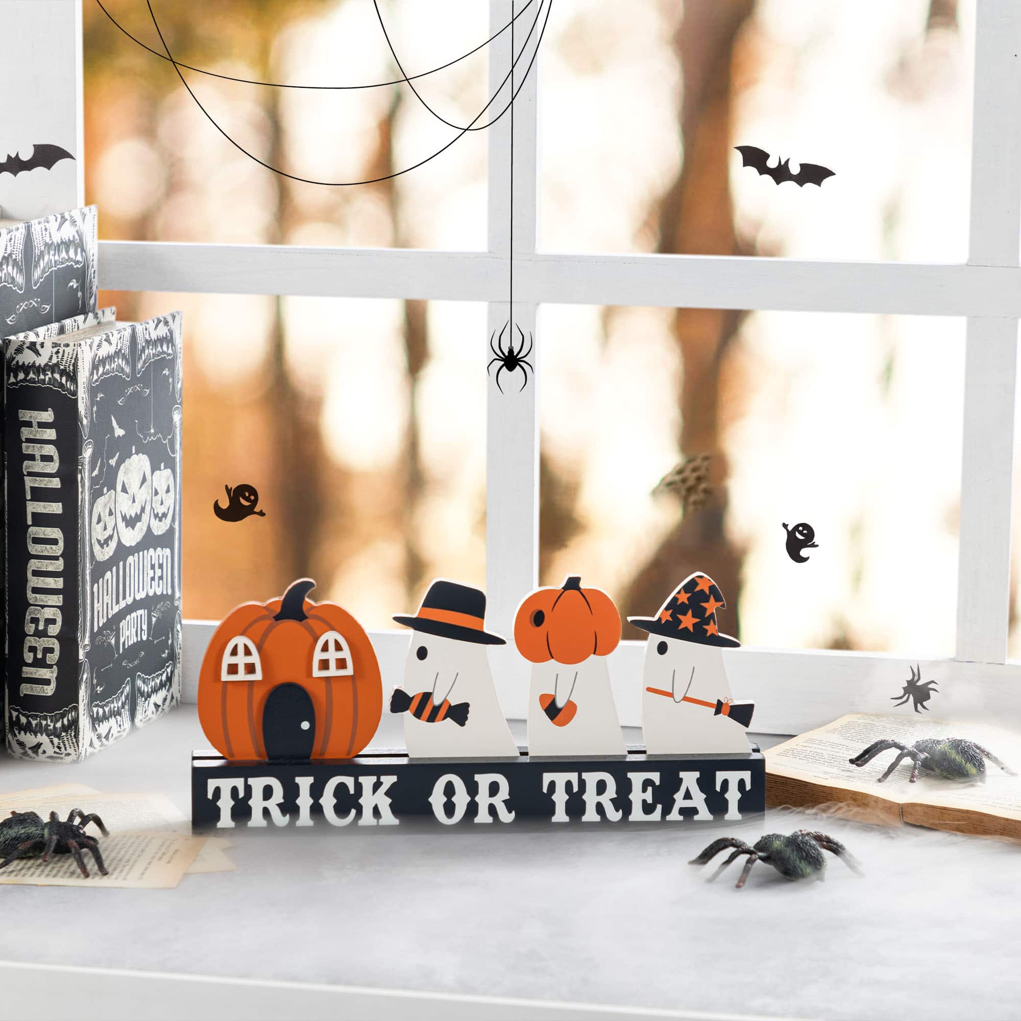 Glitzhome&#xAE; 12&#x22;L Halloween Wooden TRICK OR TREAT Pumpkin &#x26; Ghosts Table Decor