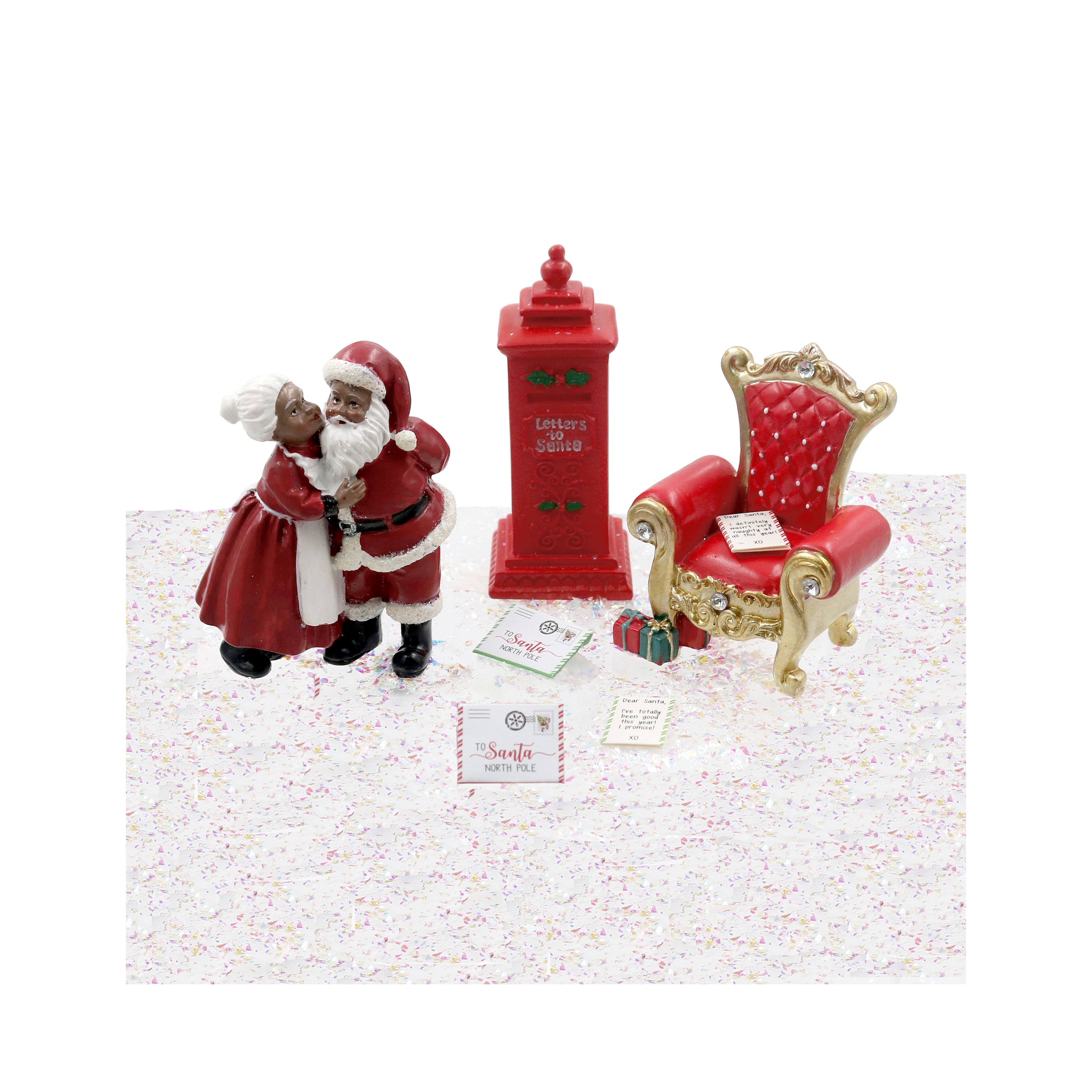Ensemble de mini d&#xE9;corations &#xE0; th&#xE8;me de lettres au p&#xE8;re No&#xEB;l d&#x2019;Ashland