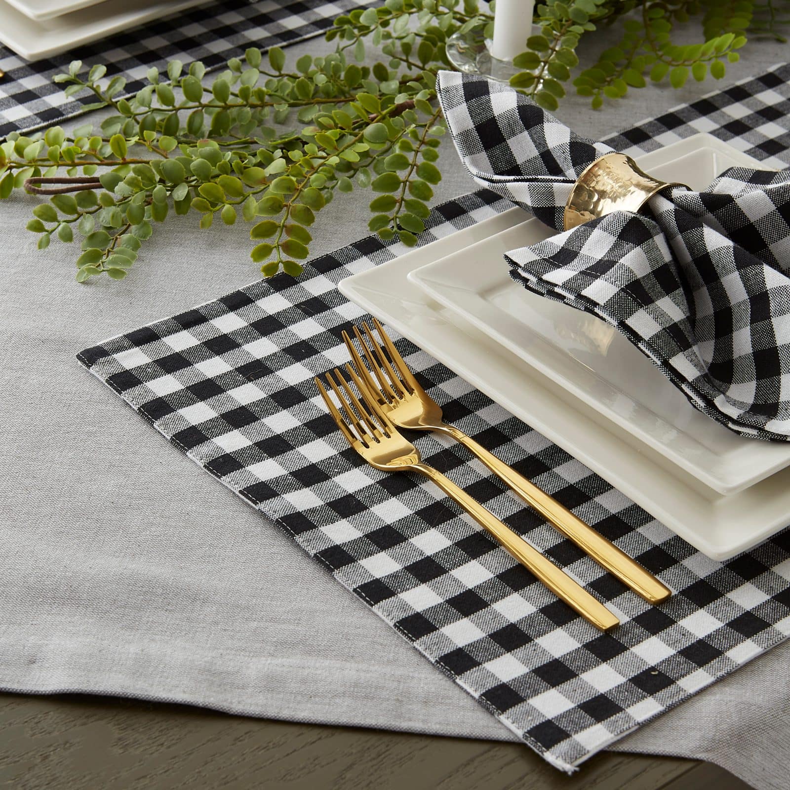 DII&#xAE; Reversible Gingham &#x26; Buffalo Check Placemat Set, 4ct.