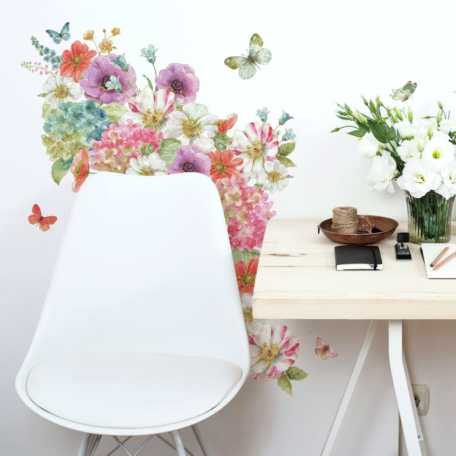 RoomMates Lisa Audit Garden Bouquet Peel & Stick Decals