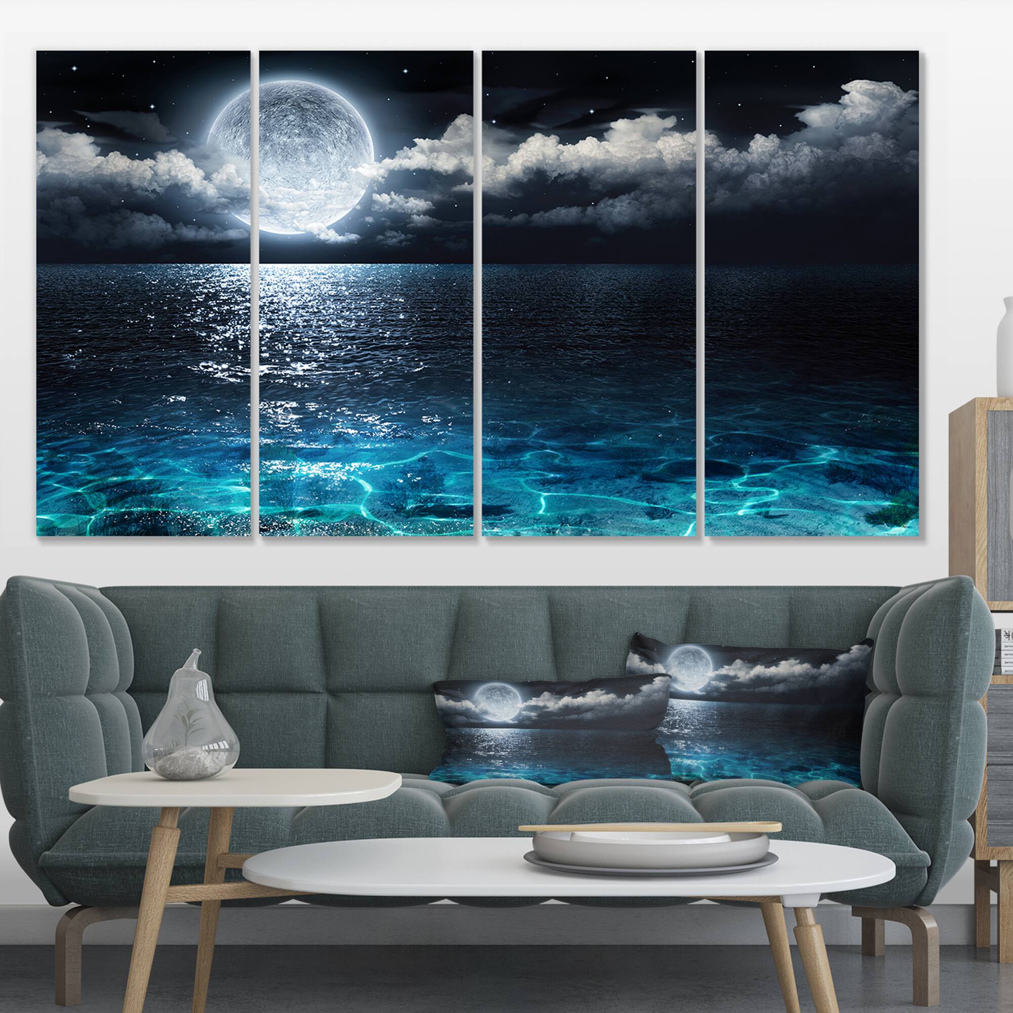 Designart - Romantic Full Moon Over Sea - Seascape Canvas Art Print