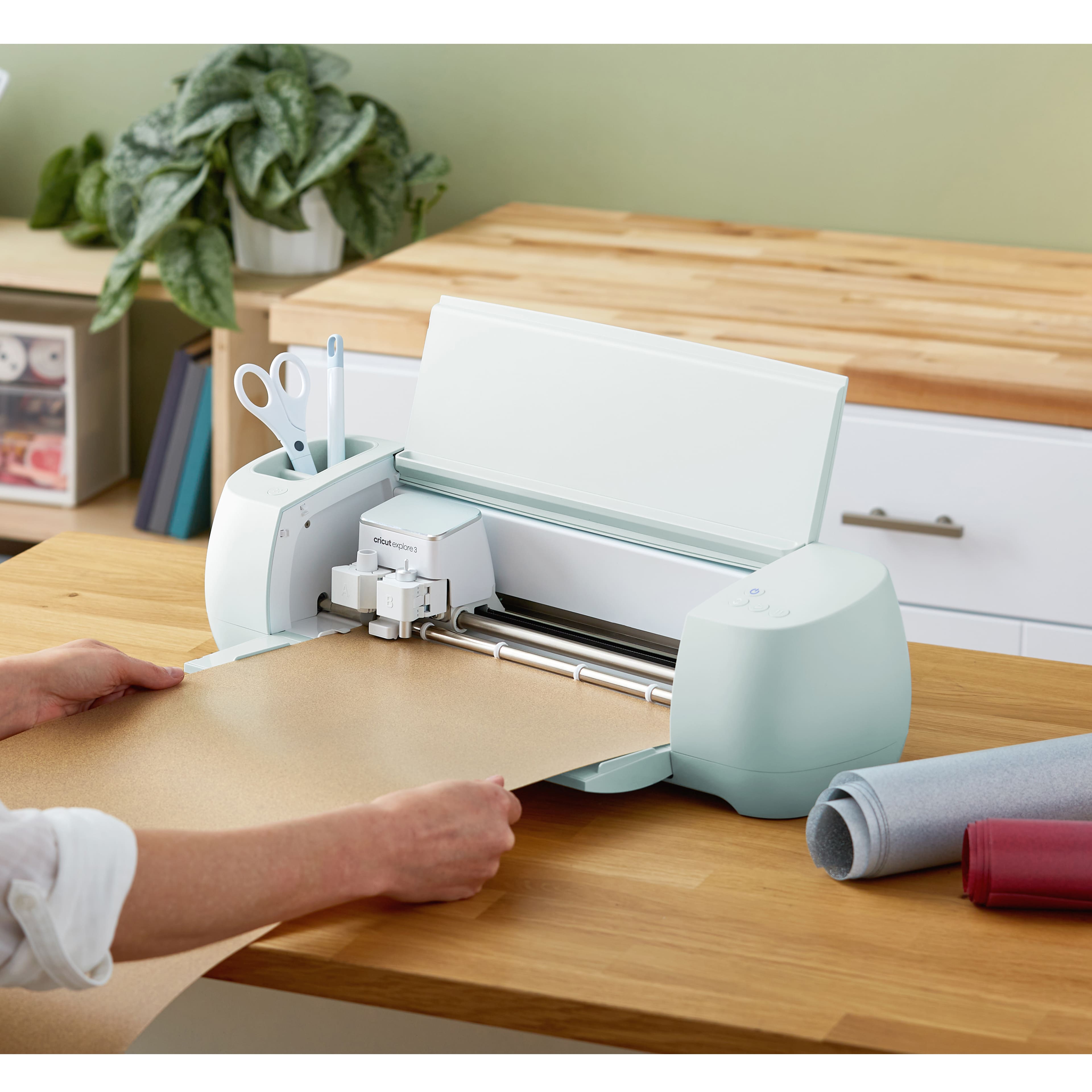 Cricut&#xAE; Smart Iron-On&#x2122;