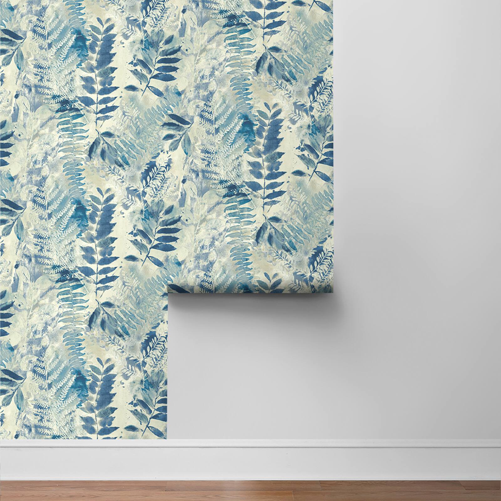 Surface Style Fern Memory Peel & Stick Wallpaper