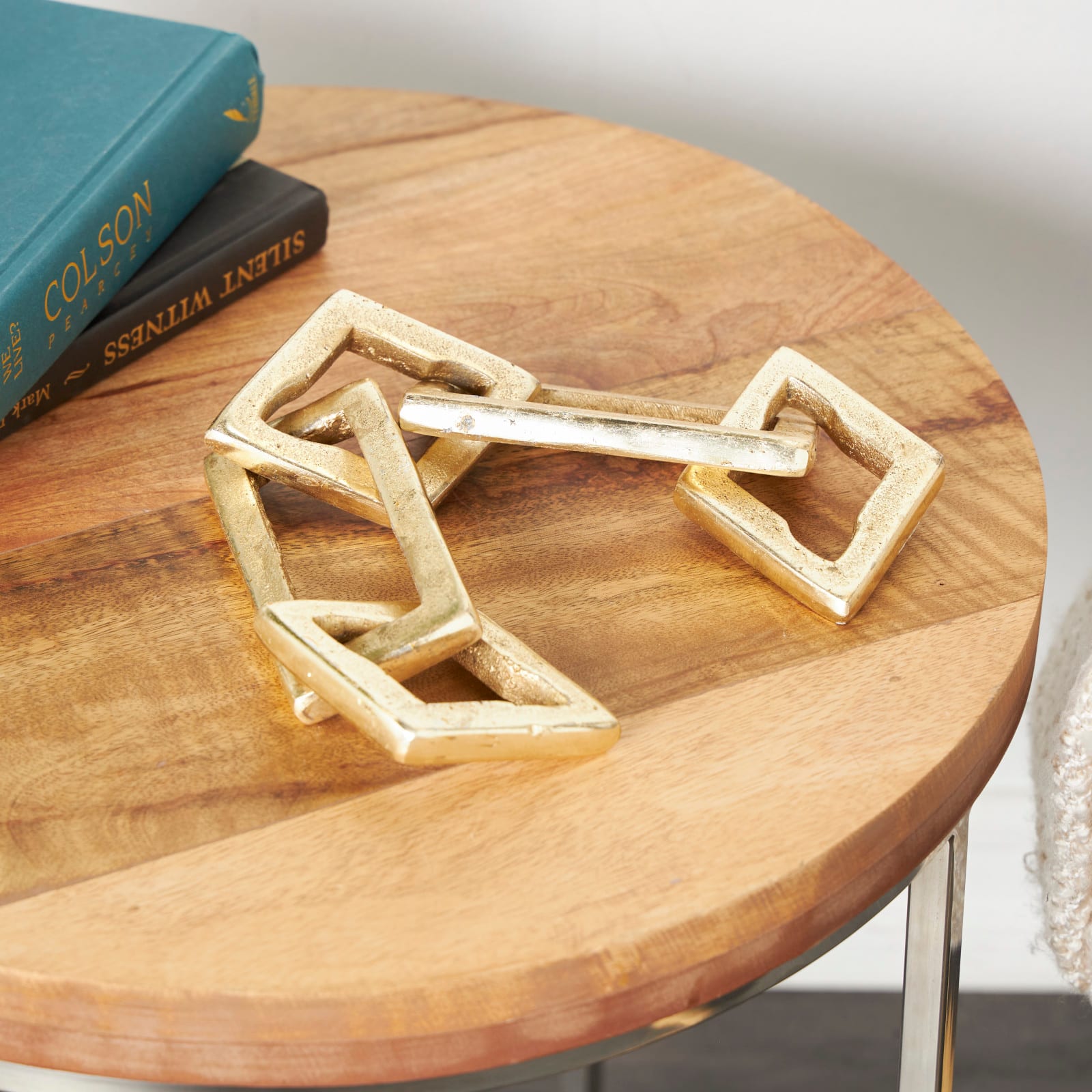 CosmoLiving by Cosmopolitan 17" Gold Aluminum Chain Sculpture