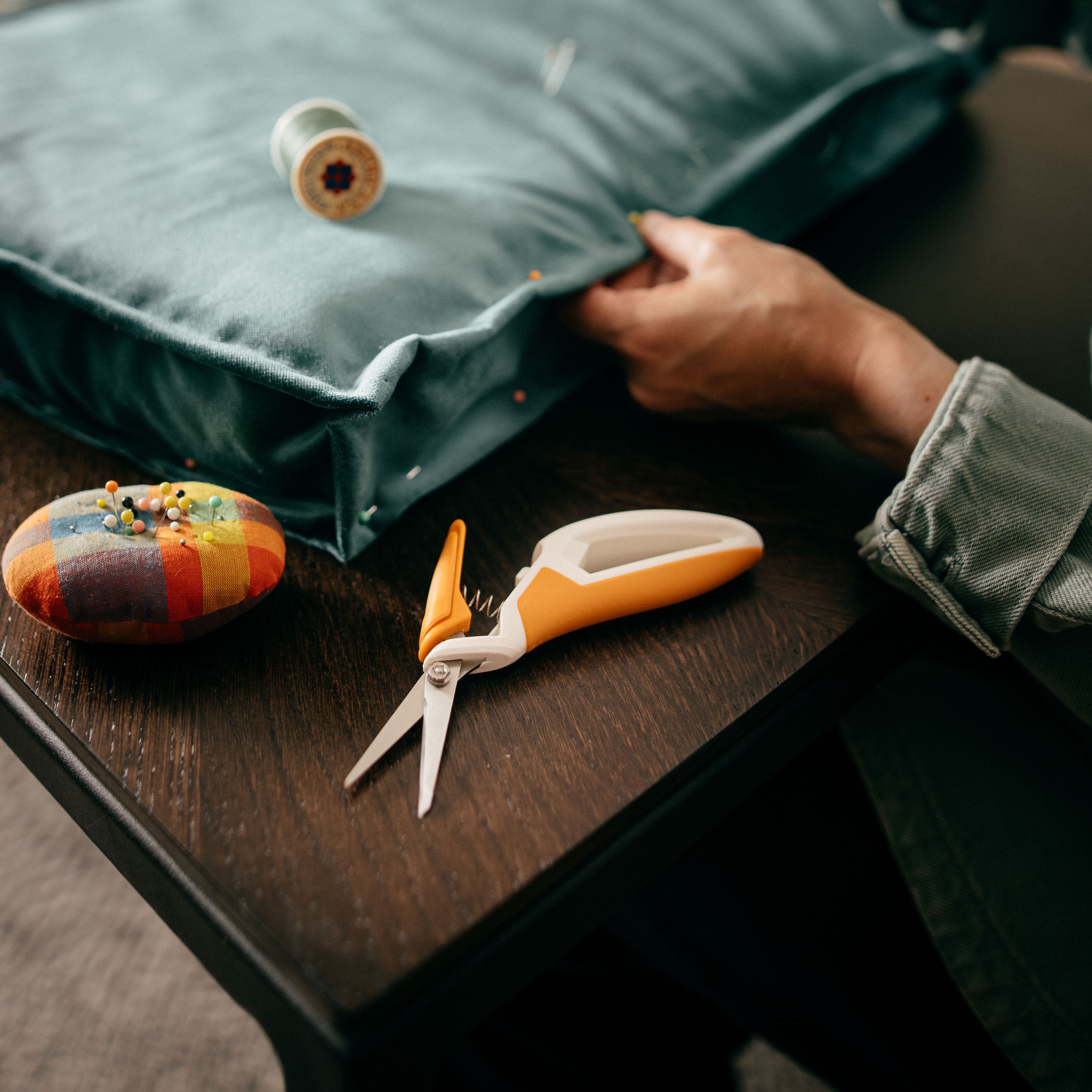 Fiskars&#xAE; Total Control&#xAE; RazerEdge&#x2122; Scissors