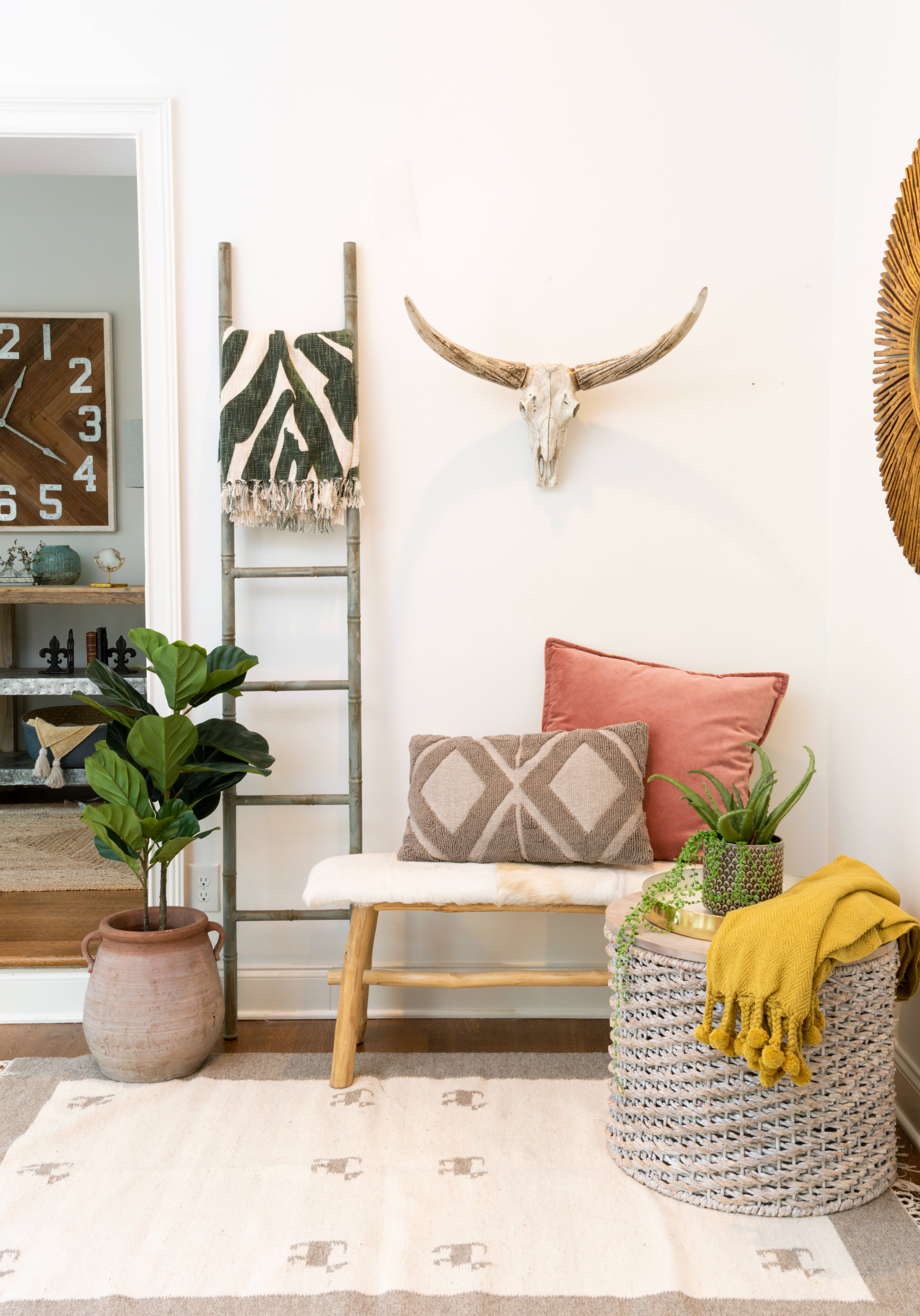 Hello Honey® Whitewashed Woven Water Hyacinth Tables Set