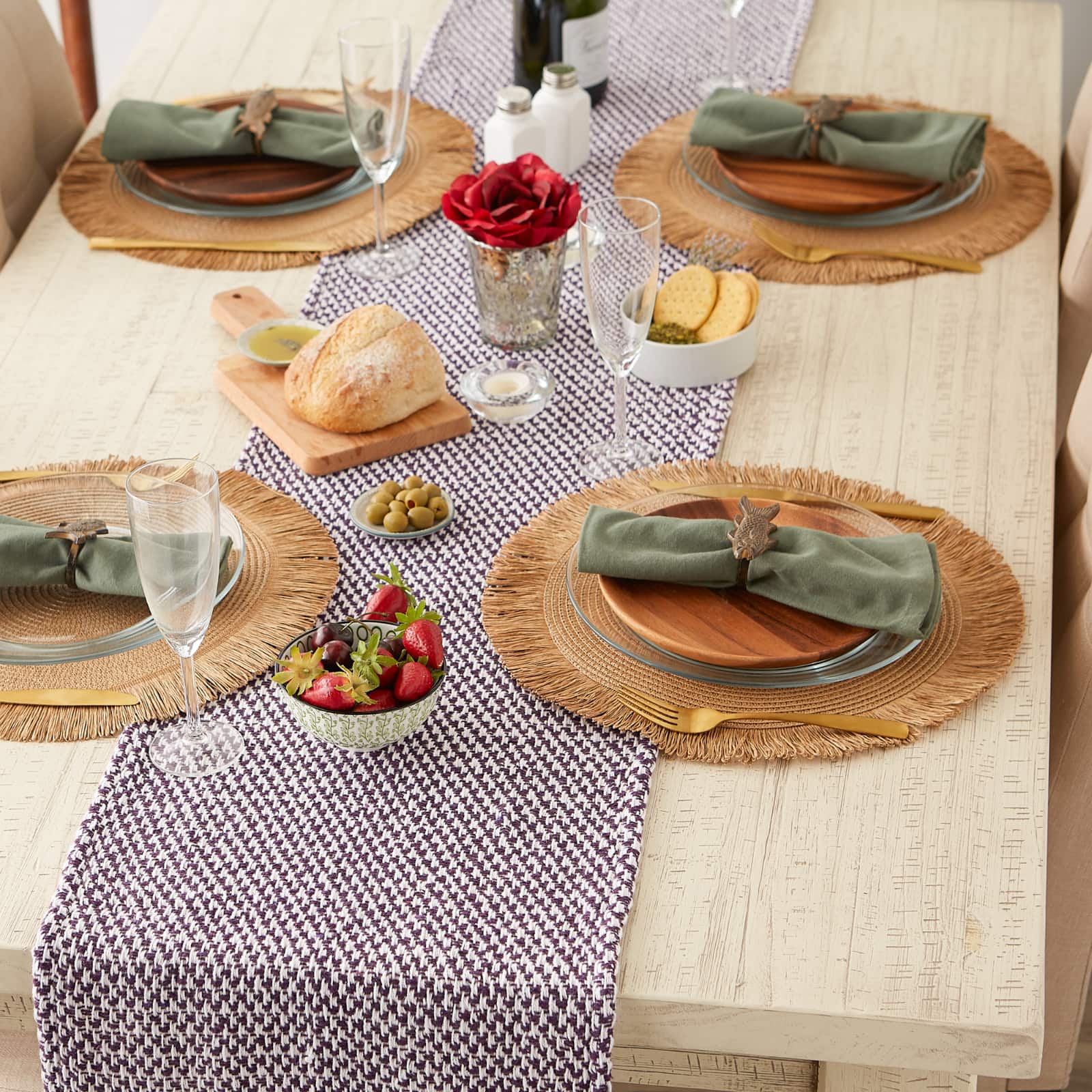 DII&#xAE; 72&#x22; Woven Table Runner