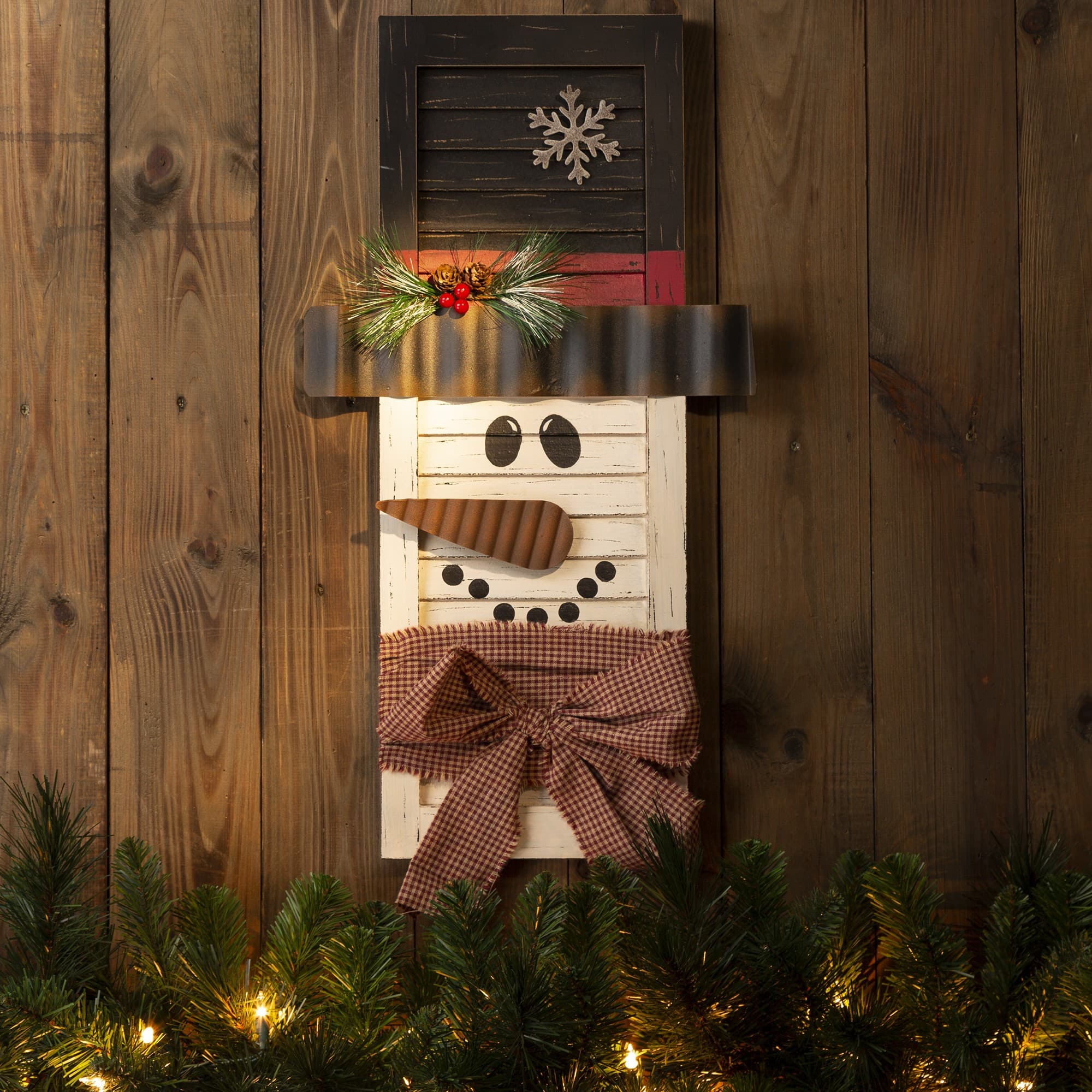 Glitzhome&#xAE; 22&#x22; Wooden Snowman Shutter D&#xE9;cor