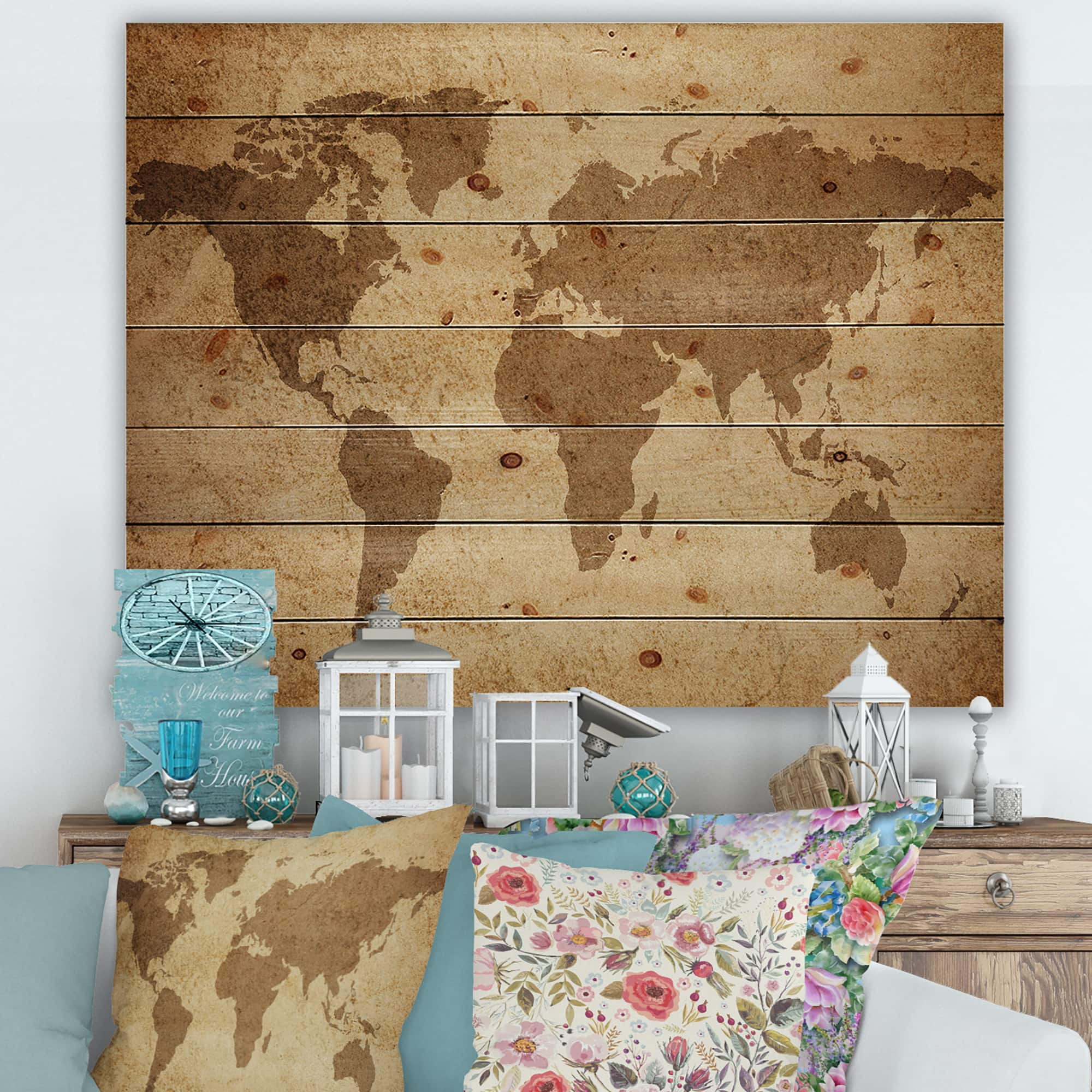 Designart - Ancient Map of The World V - Vintage Print on Natural Pine Wood