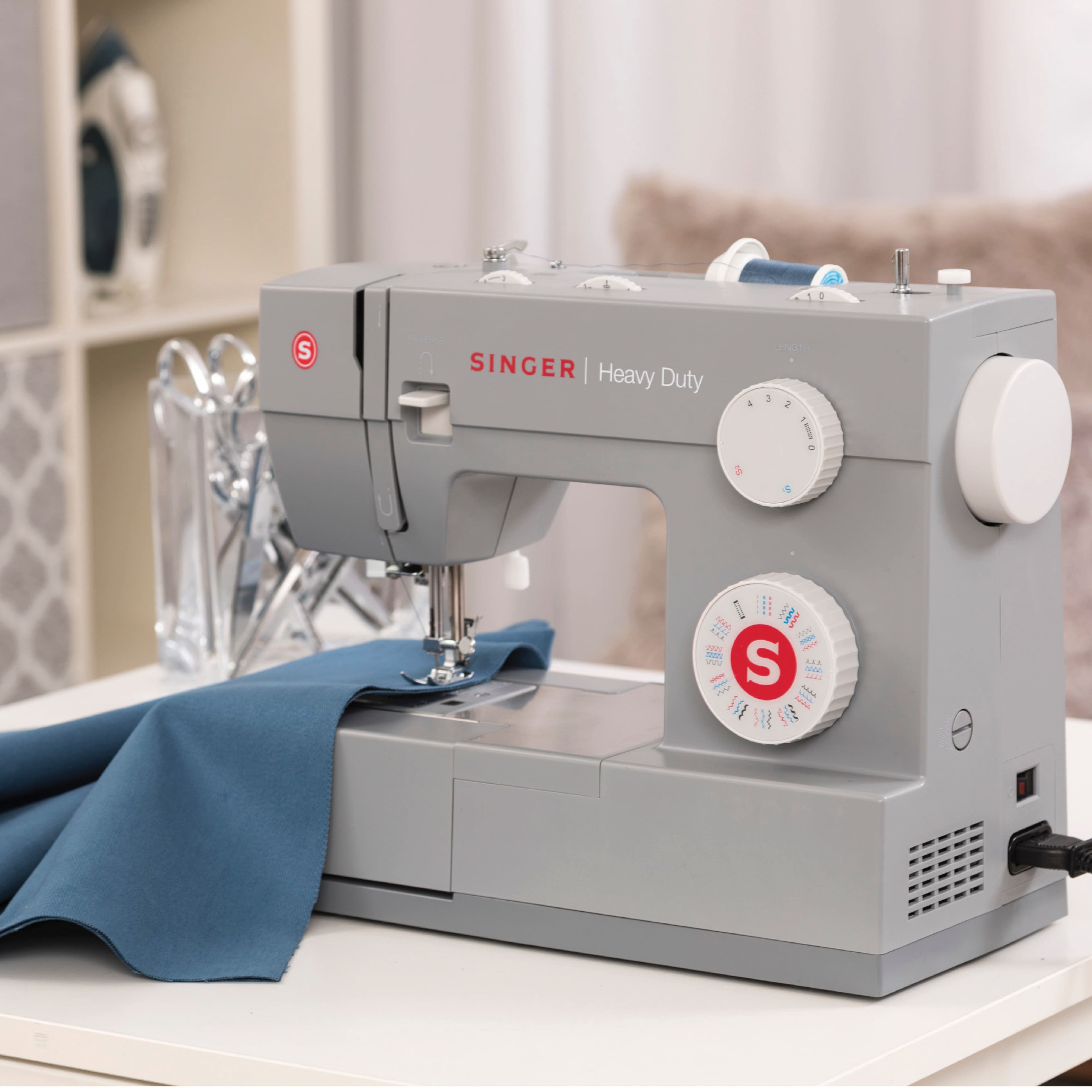 Singer Heavy Duty 4452 Sewing Machine - arts & crafts - by owner