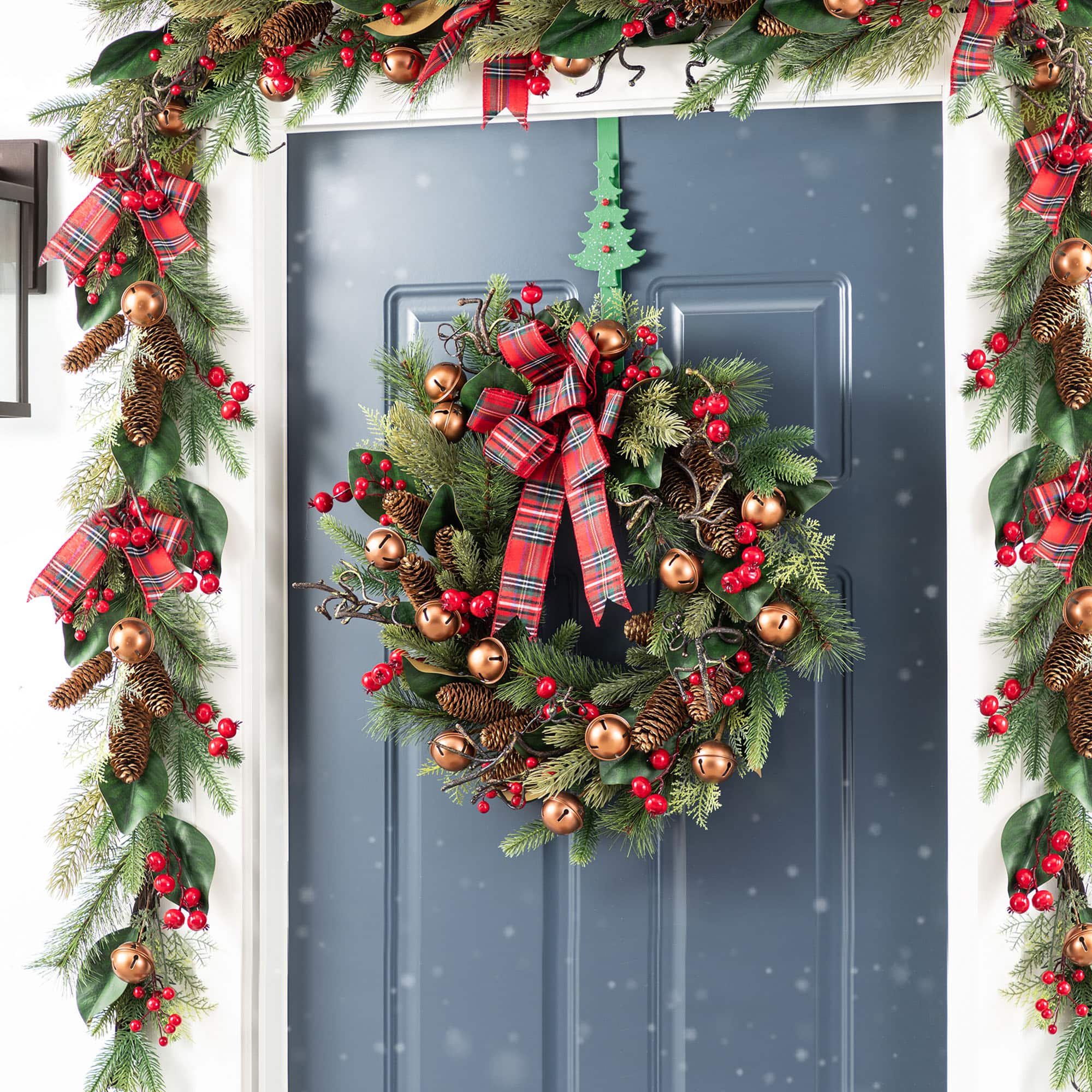 Glitzhome&#xAE; 24&#x22;D Christmas Bell, Pinecone &#x26; Berry Bow Wreath