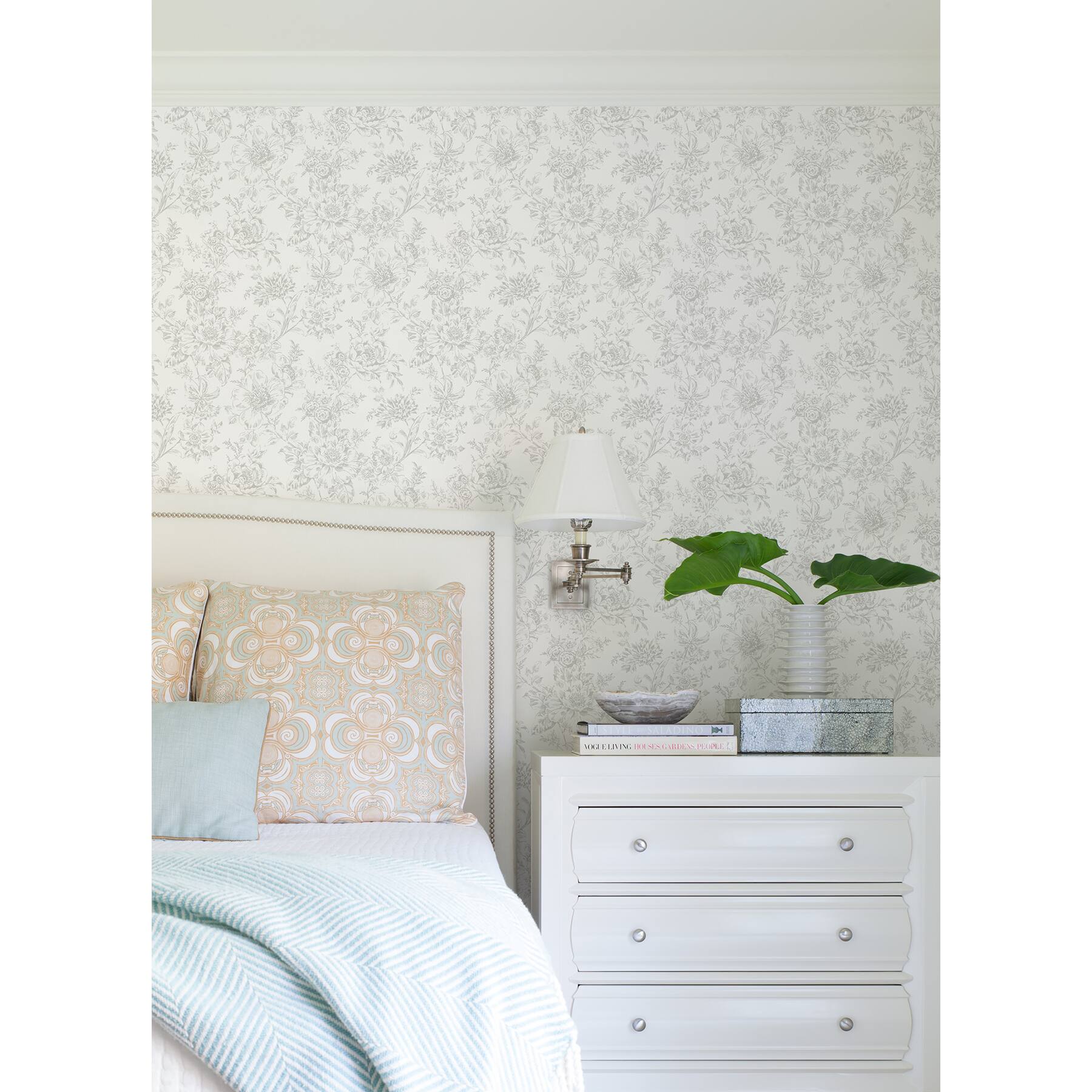 RoomMates Gray Wren Peel &#x26; Stick Wallpaper