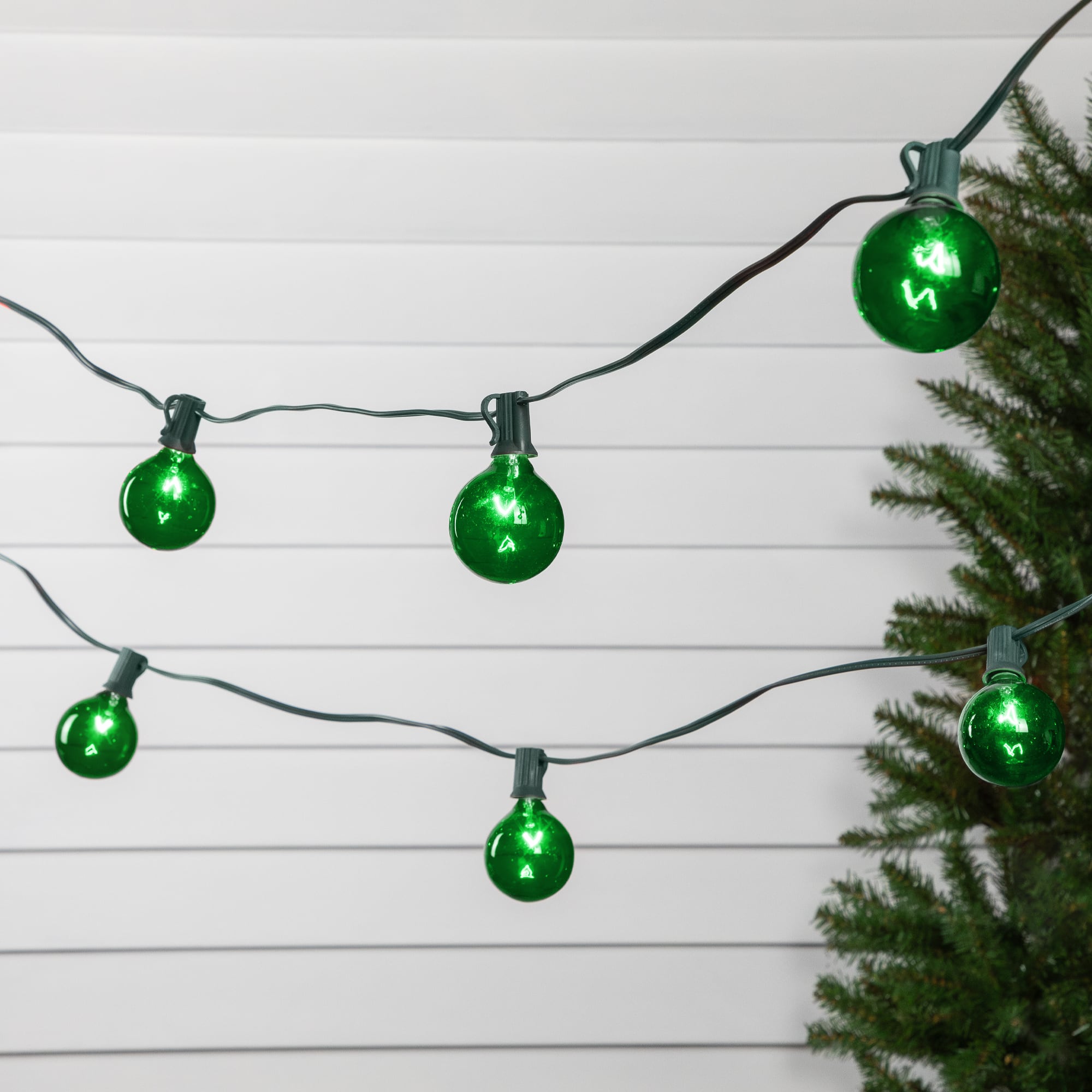 10-Count Green G50 Globe Christmas Patio Lights- 9ft Green Wire