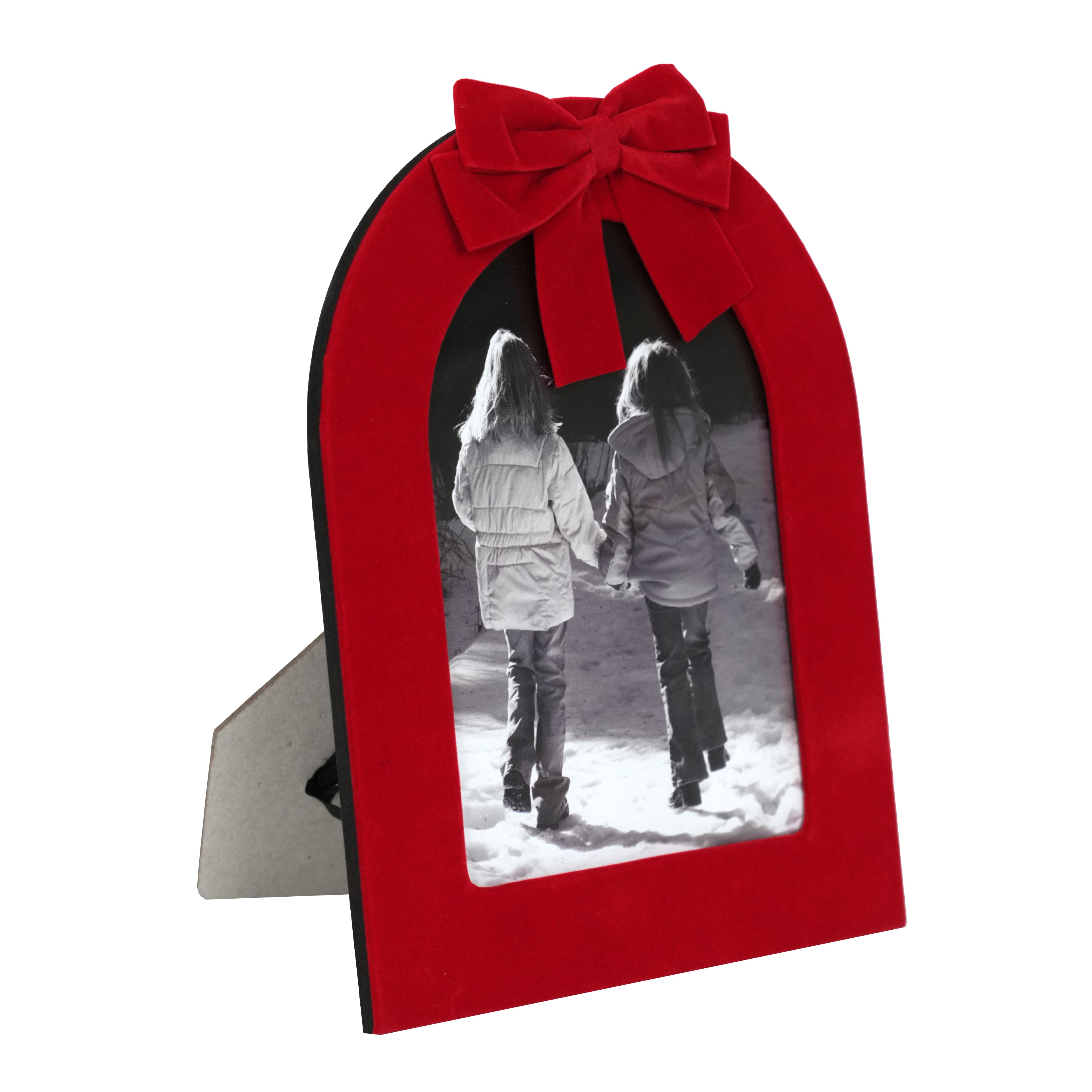 5&#x22; x 7&#x22; Velvet Arch with Bow Frame by Studio D&#xE9;cor&#xAE;