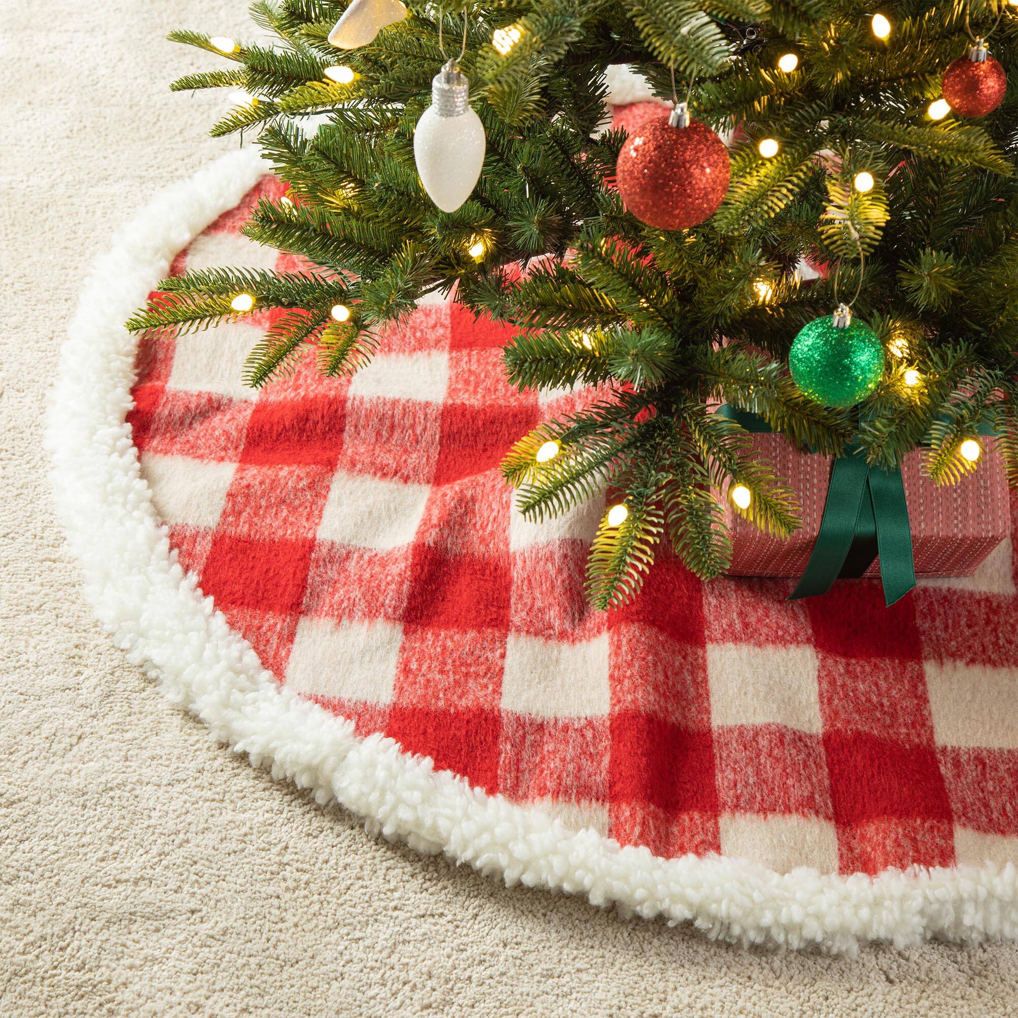 Glitzhome&#xAE; 4ft. Red &#x26; White Plaid Reversible Sherpa &#x26; Flannel Christmas Tree Skirt