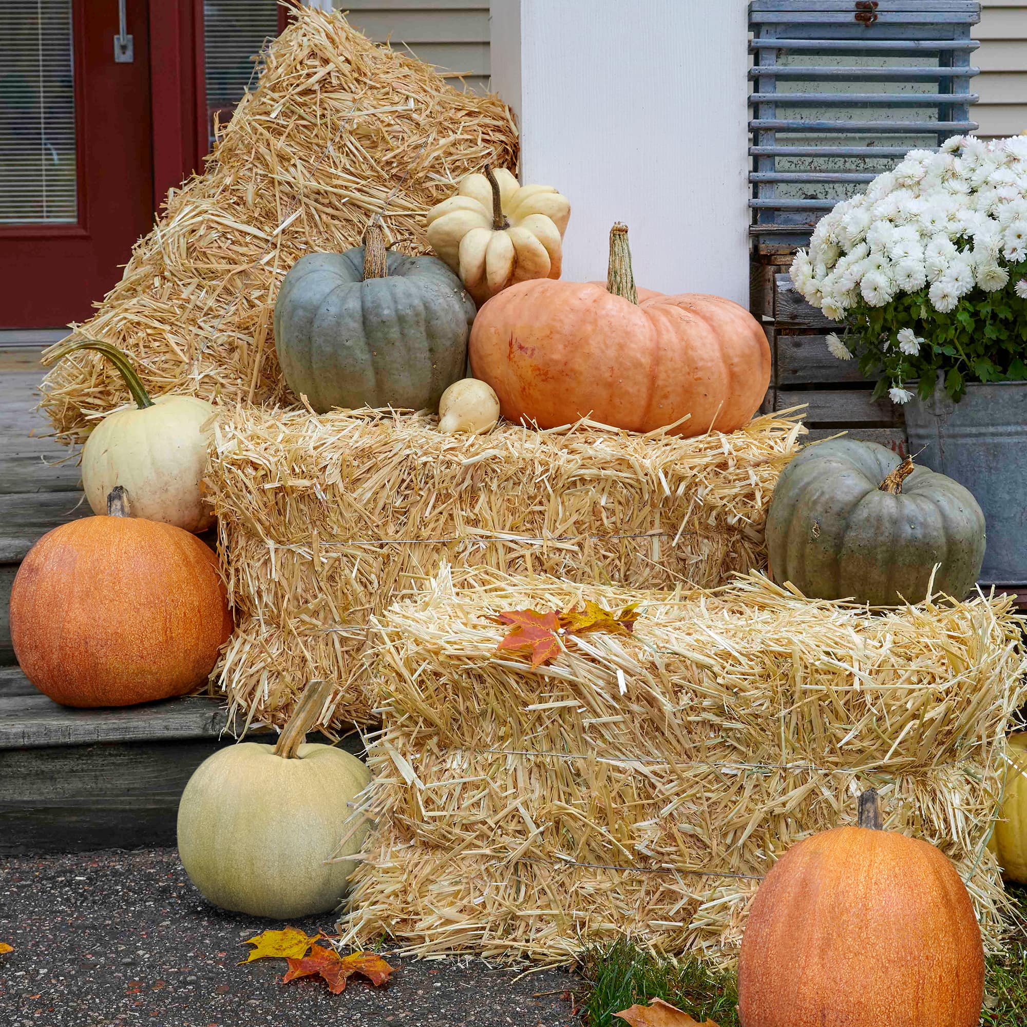 FloraCraft&#xAE; 24&#x22; Straw Bale