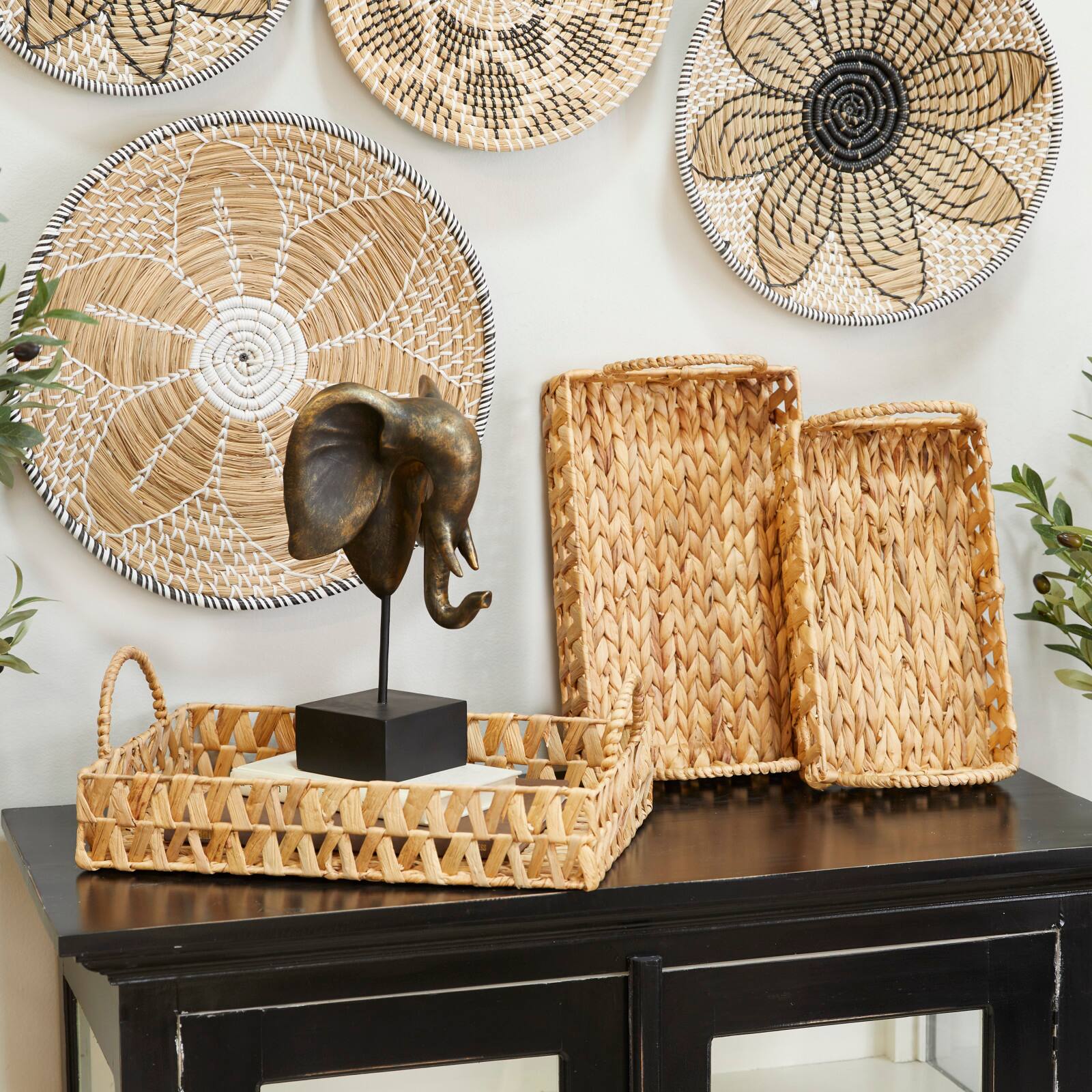 Brown Seagrass Coastal Tray, Set of 3" 19", 16", 15"