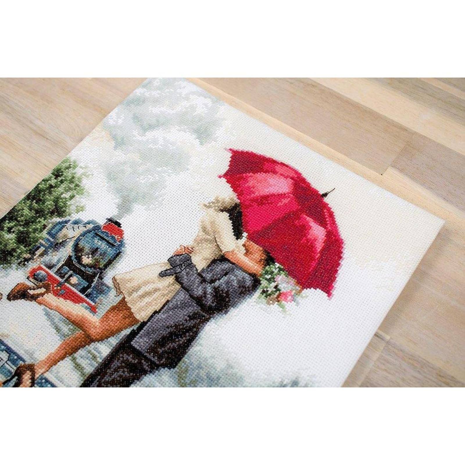 Luca-s Couple On Train Station Counted Cross Stitch Kit