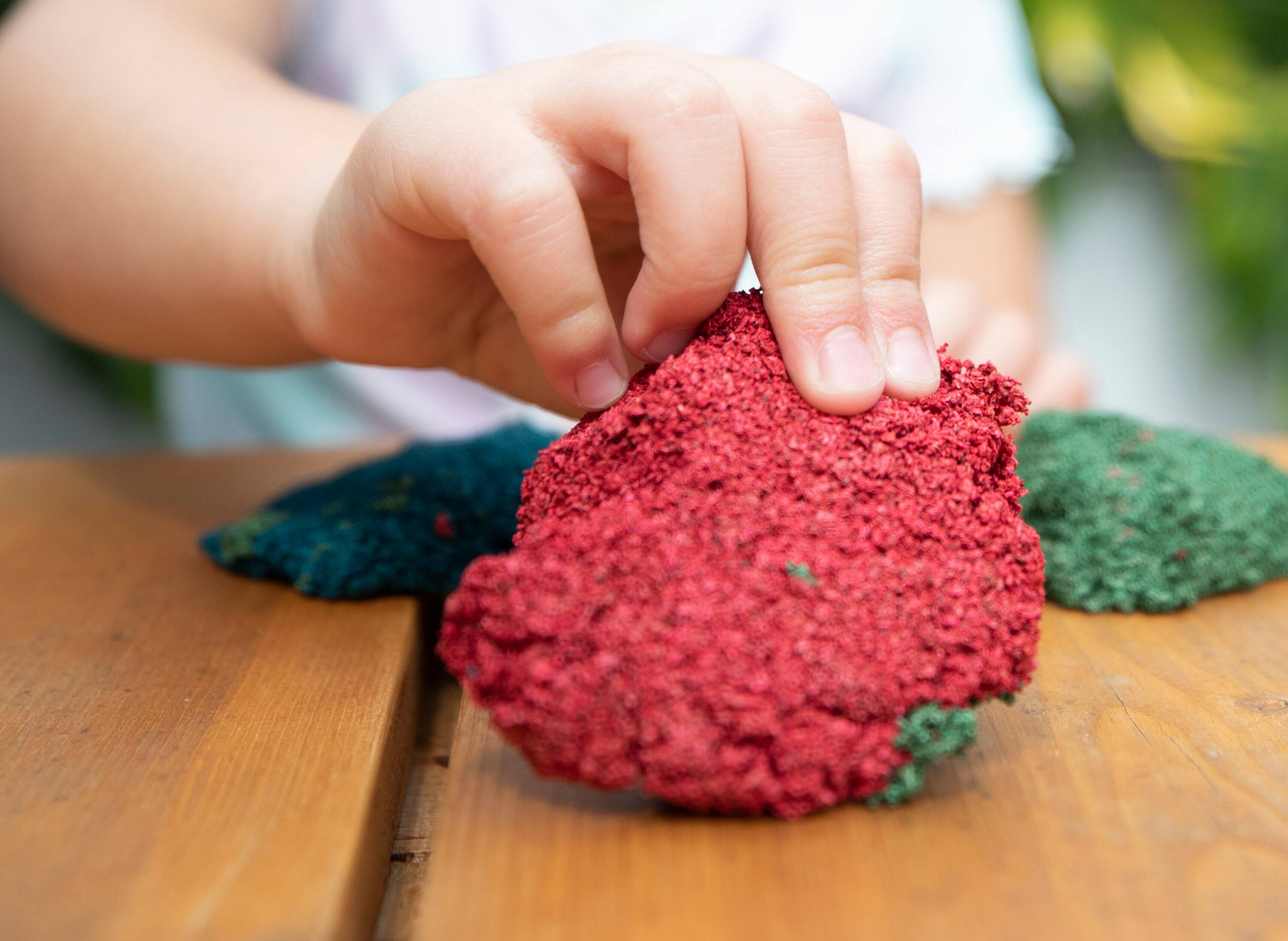 Educational Insights Playfoam Naturals Hide & Seek Sensory Set