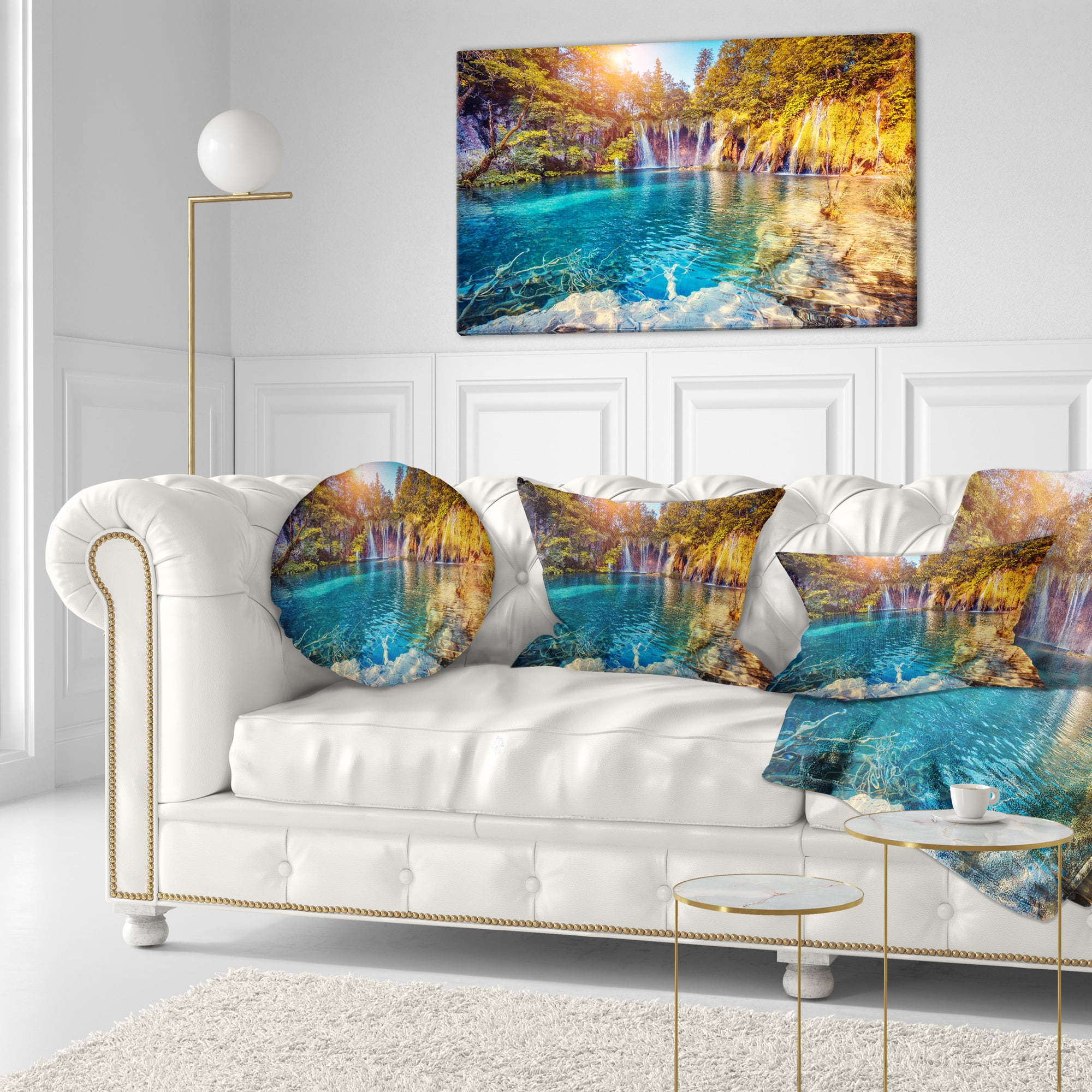 Designart - Turquoise Water and Sunny Beams - Landscape Photography Canvas Print