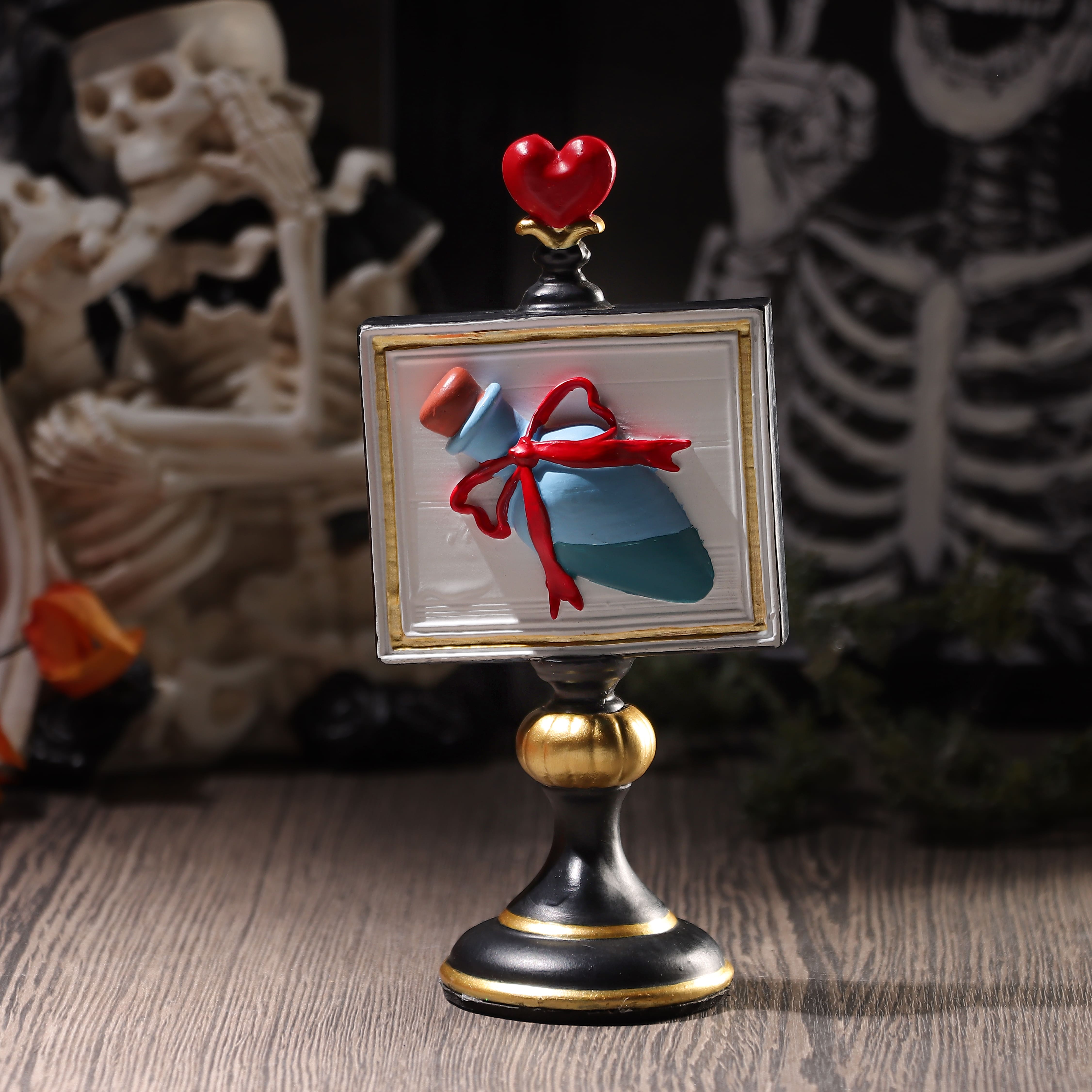 6&#x22; Heart Stand Tabletop D&#xE9;cor by Ashland&#xAE;