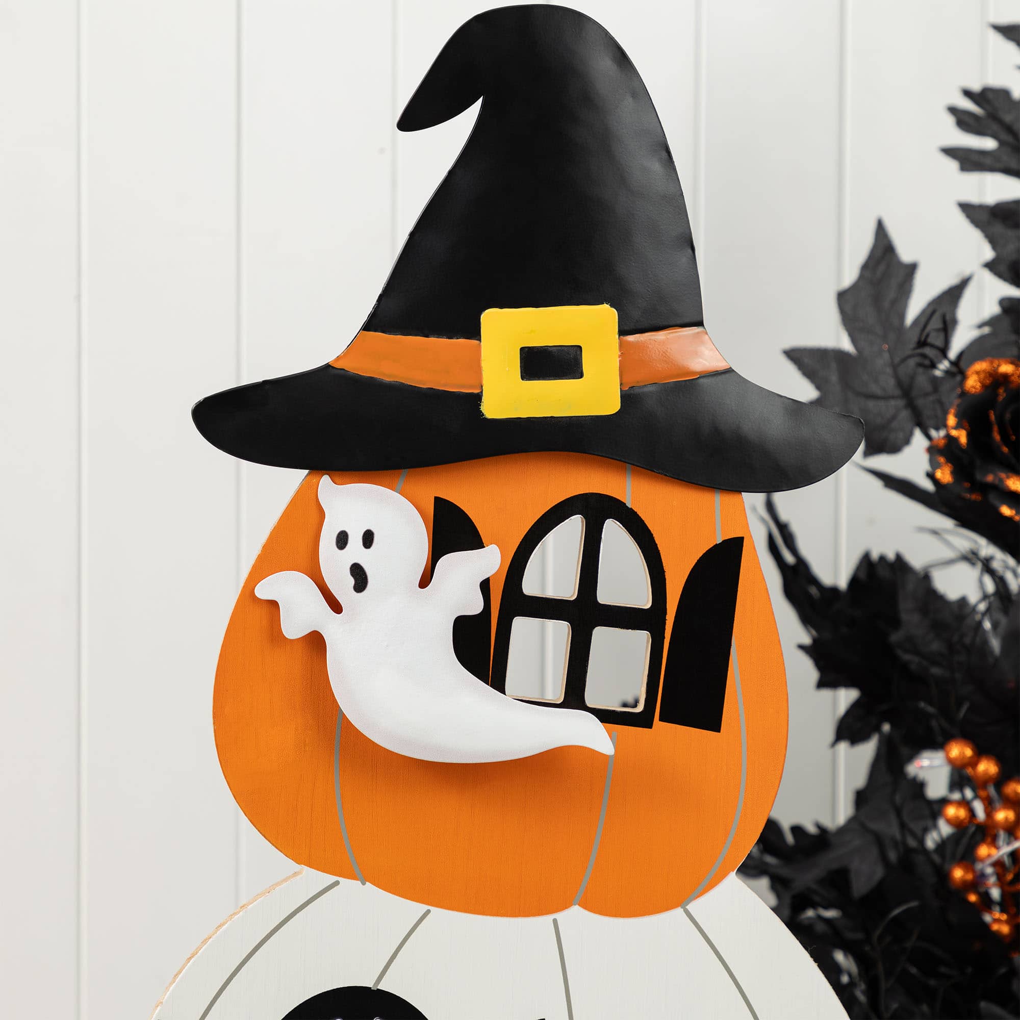 Glitzhome&#xAE; 35&#x22;H Halloween Wooden Pumpkin Haunted House Porch Decor