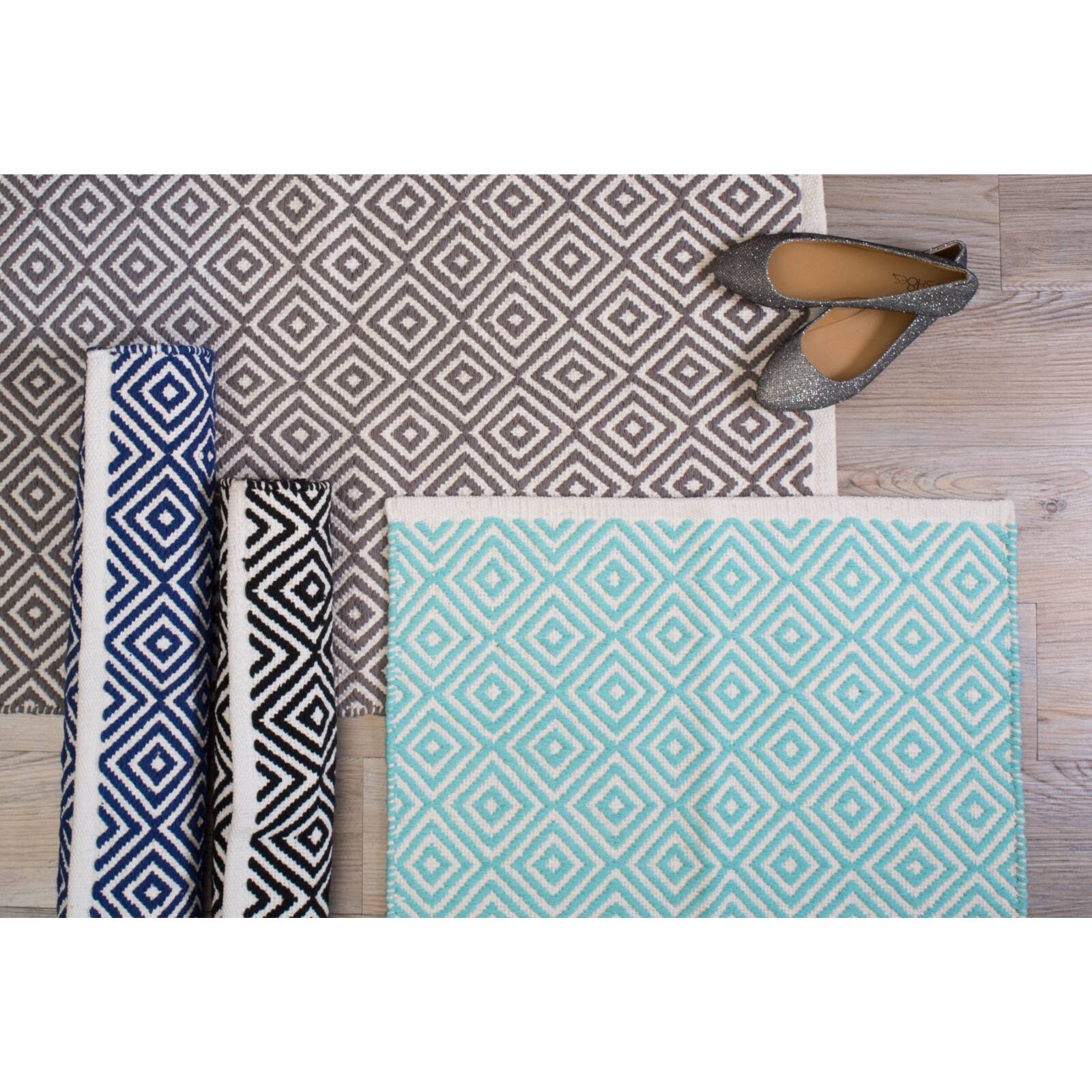 DII&#xAE; Black Diamond Rug, 2ft. x 3ft.