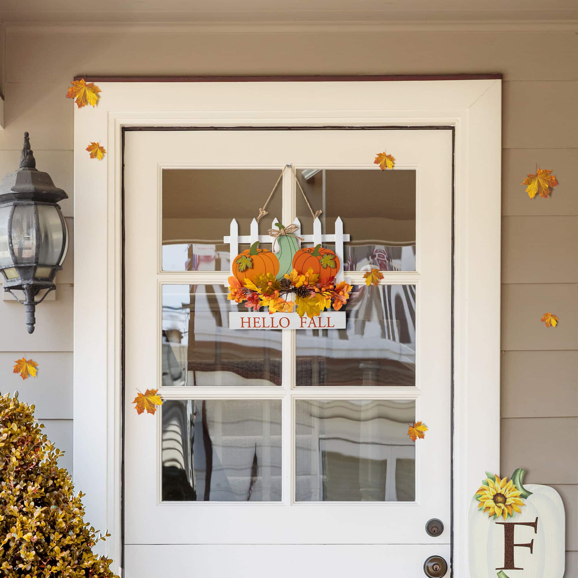 Glitzhome&#xAE; 14&#x22; Fall Wooden Patch with Floral Door Hanger